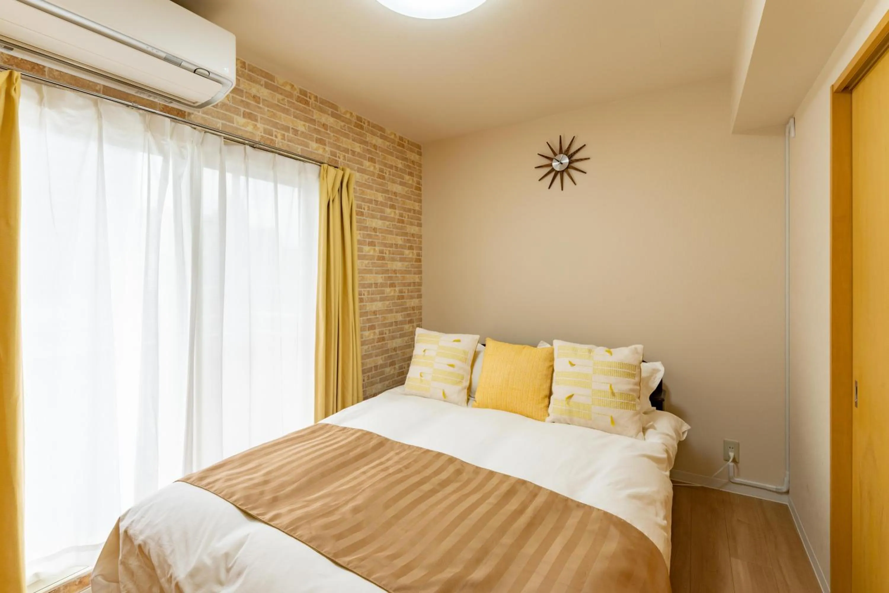 Bed in Sapporo Residential Juno