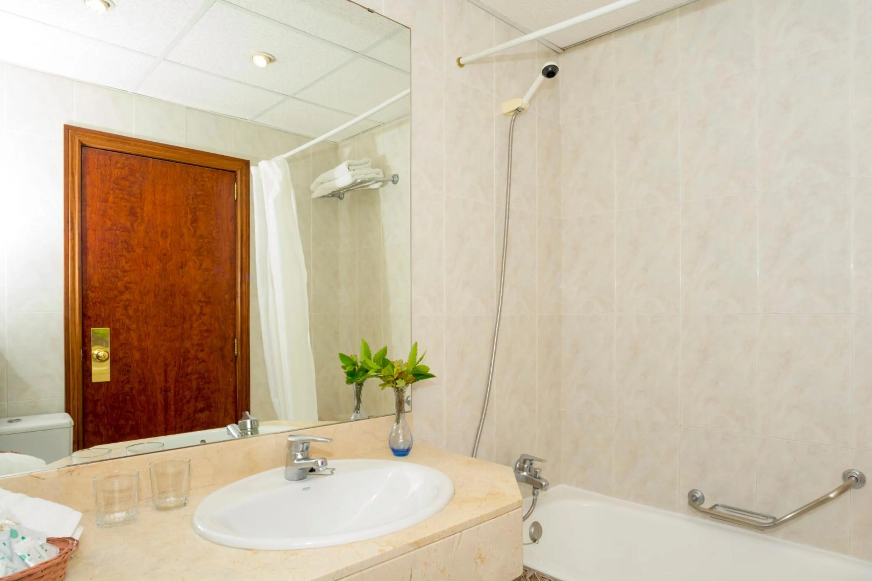 Bathroom in HSM Reina del Mar