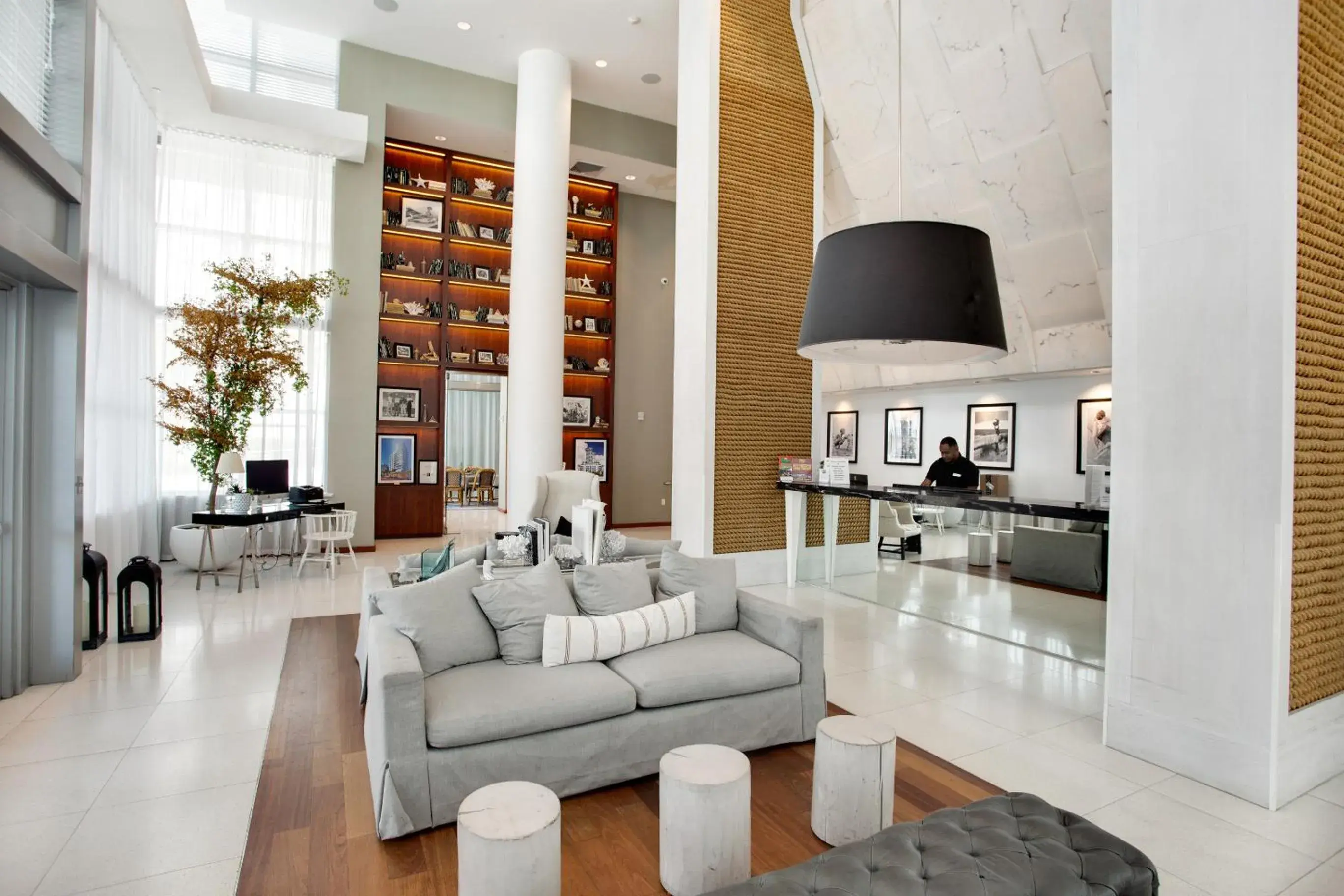 Lobby or reception in Monte Carlo by Miami Vacations Lobby or reception in Monte Carlo by Miami Vacations