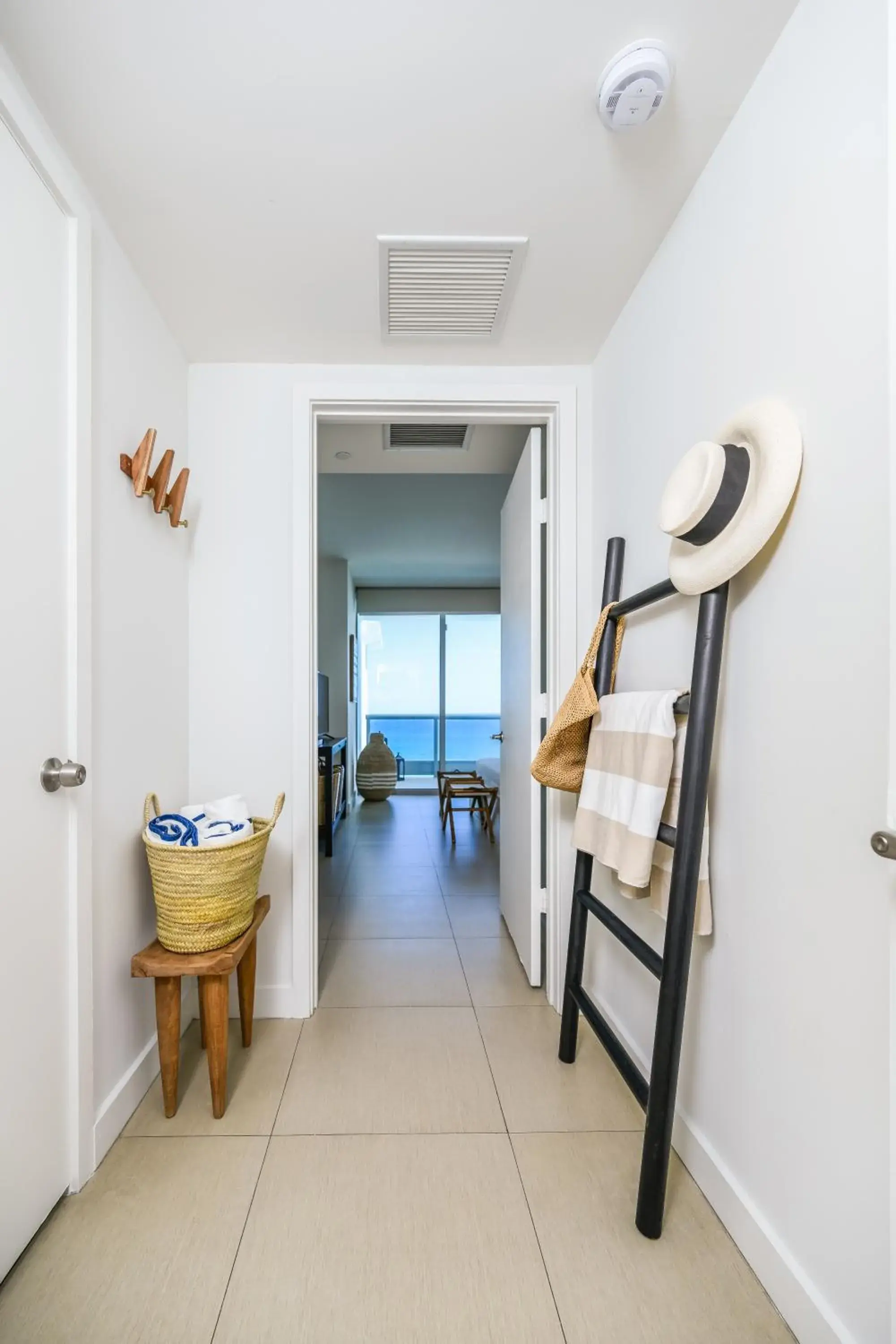 Bedroom in Monte Carlo by Miami Vacations Bedroom in Monte Carlo by Miami Vacations