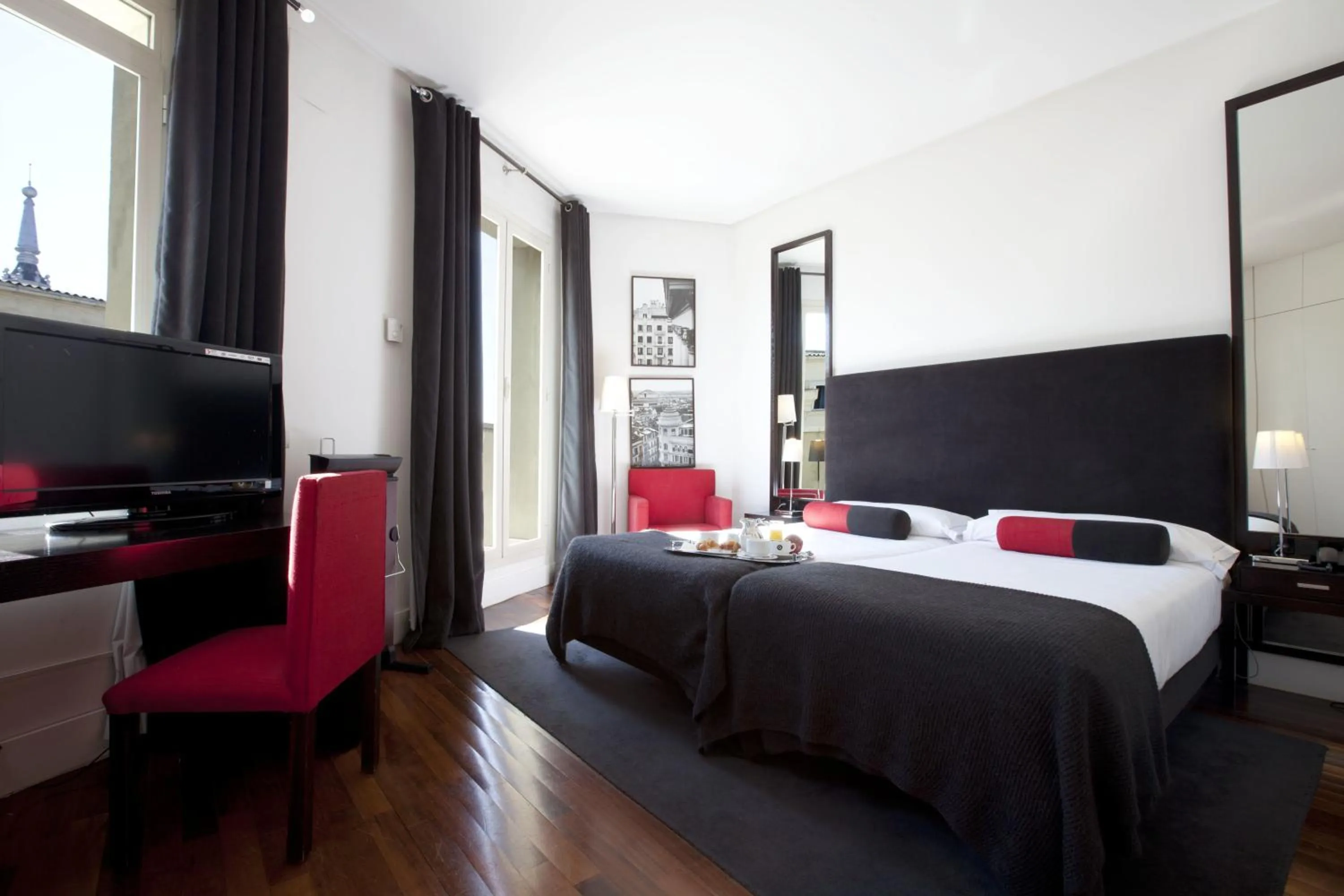 Bed in Quatro Puerta del Sol