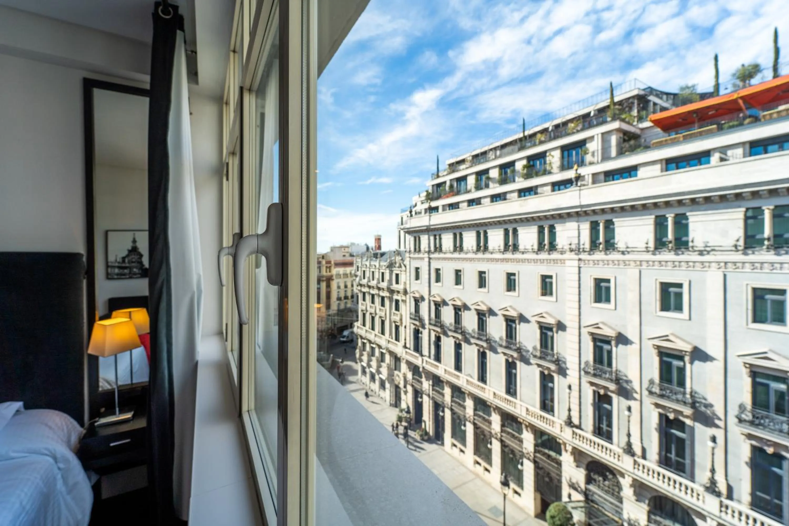 City view, Bed in Quatro Puerta del Sol