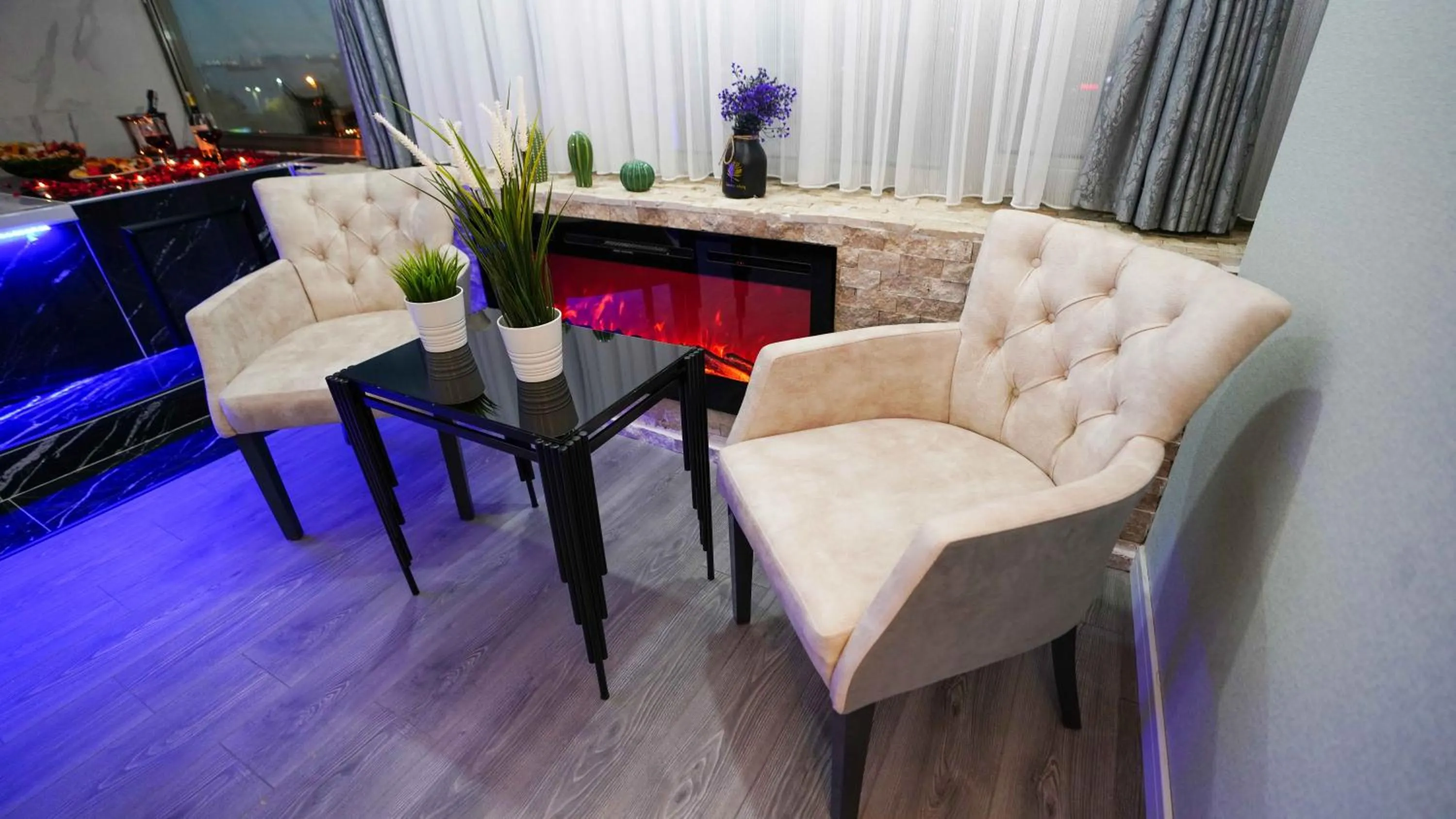 Seating area in AURA MARINA HOTEL