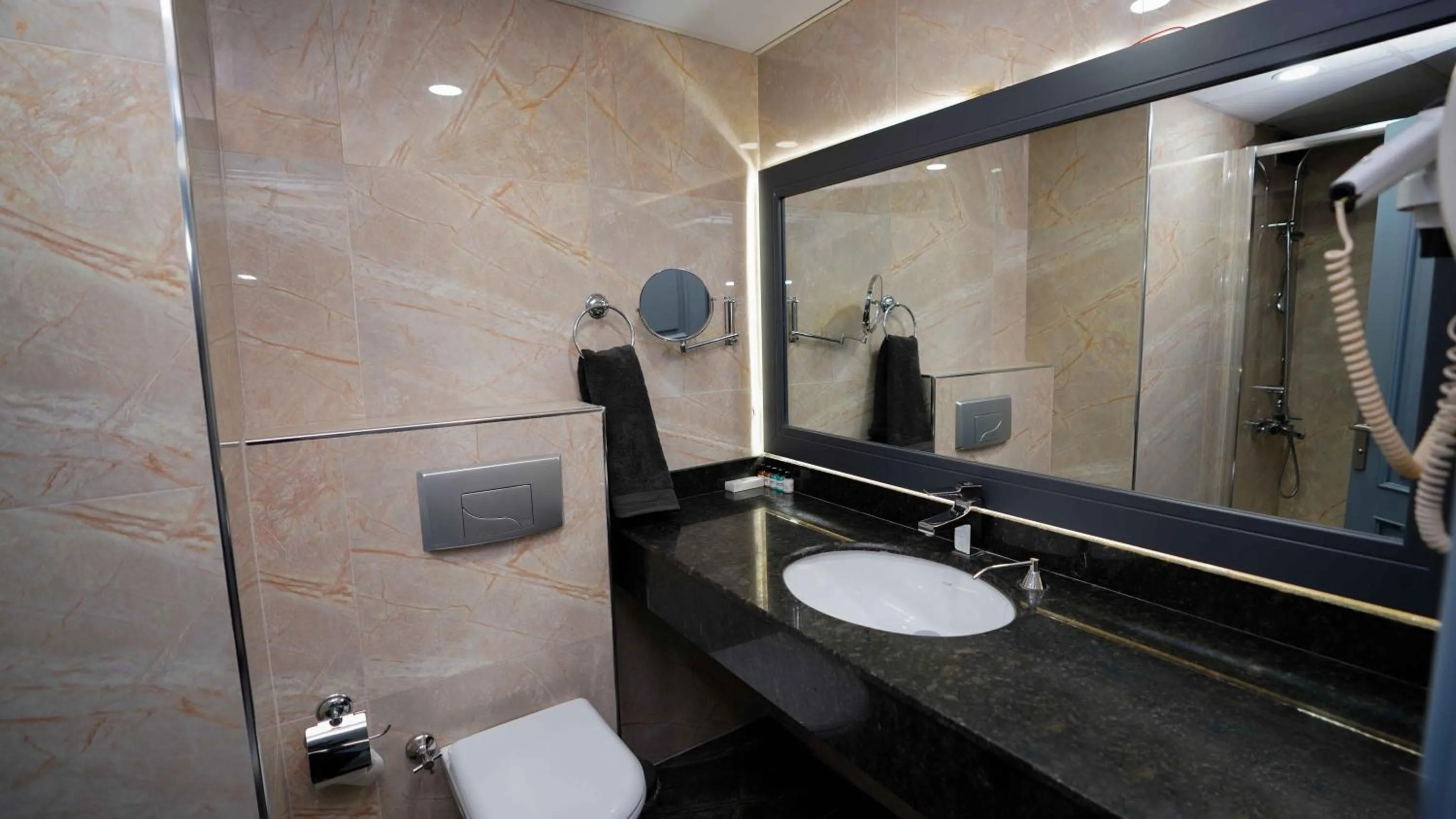 Bathroom in AURA MARINA HOTEL
