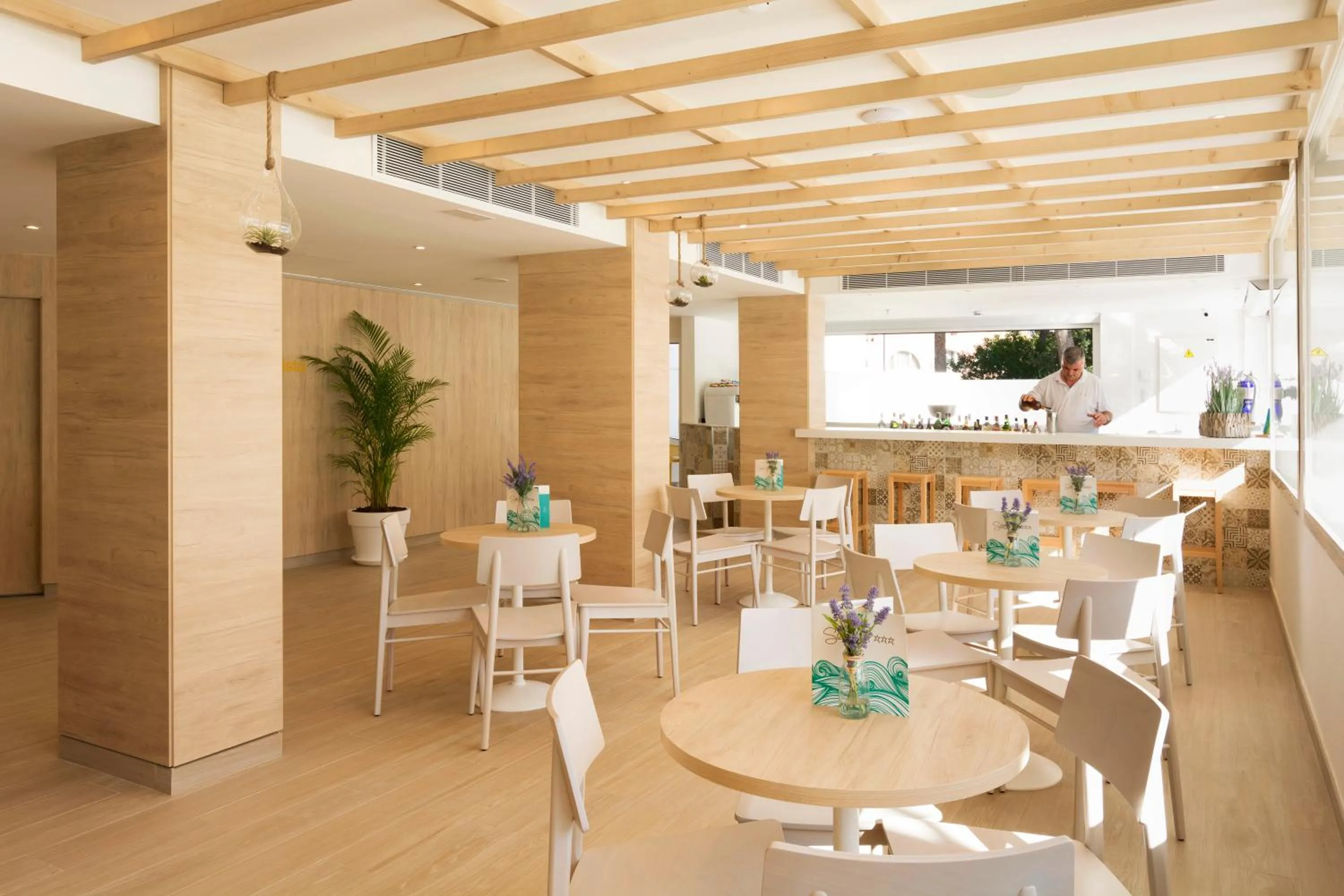 Lounge or bar in HSM Son Veri - Adults Only