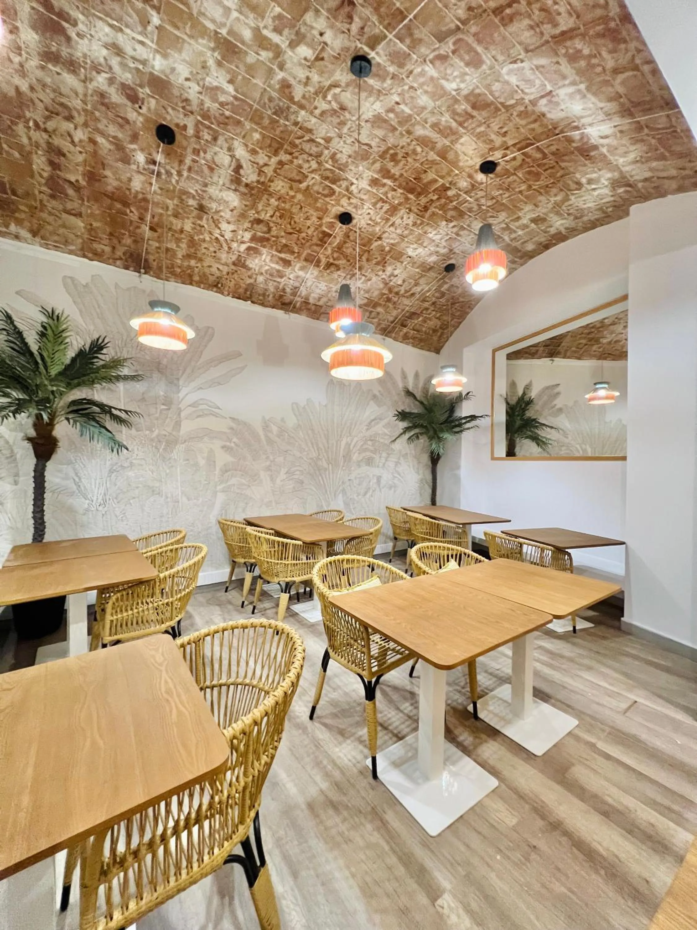 Dining area in ITC Barcelona By Soho Boutique