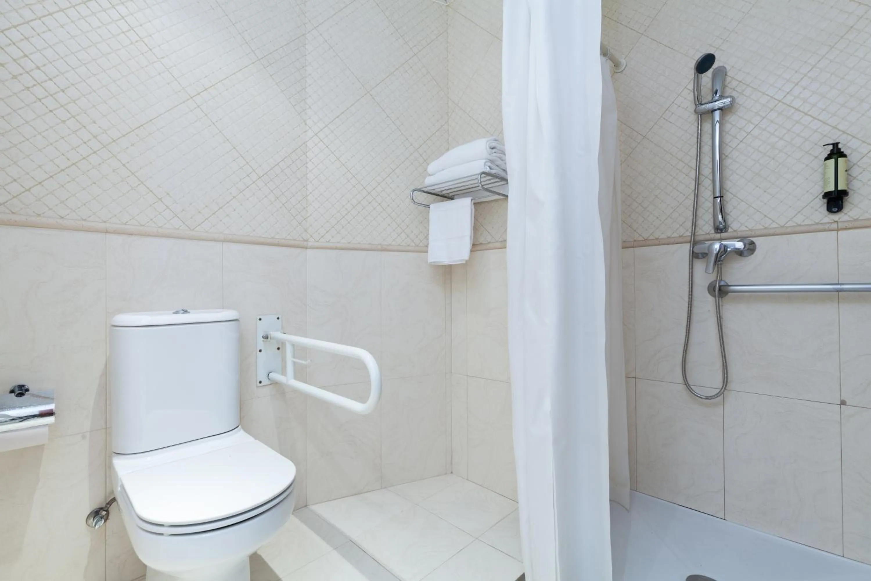 Bathroom in ITC Barcelona By Soho Boutique