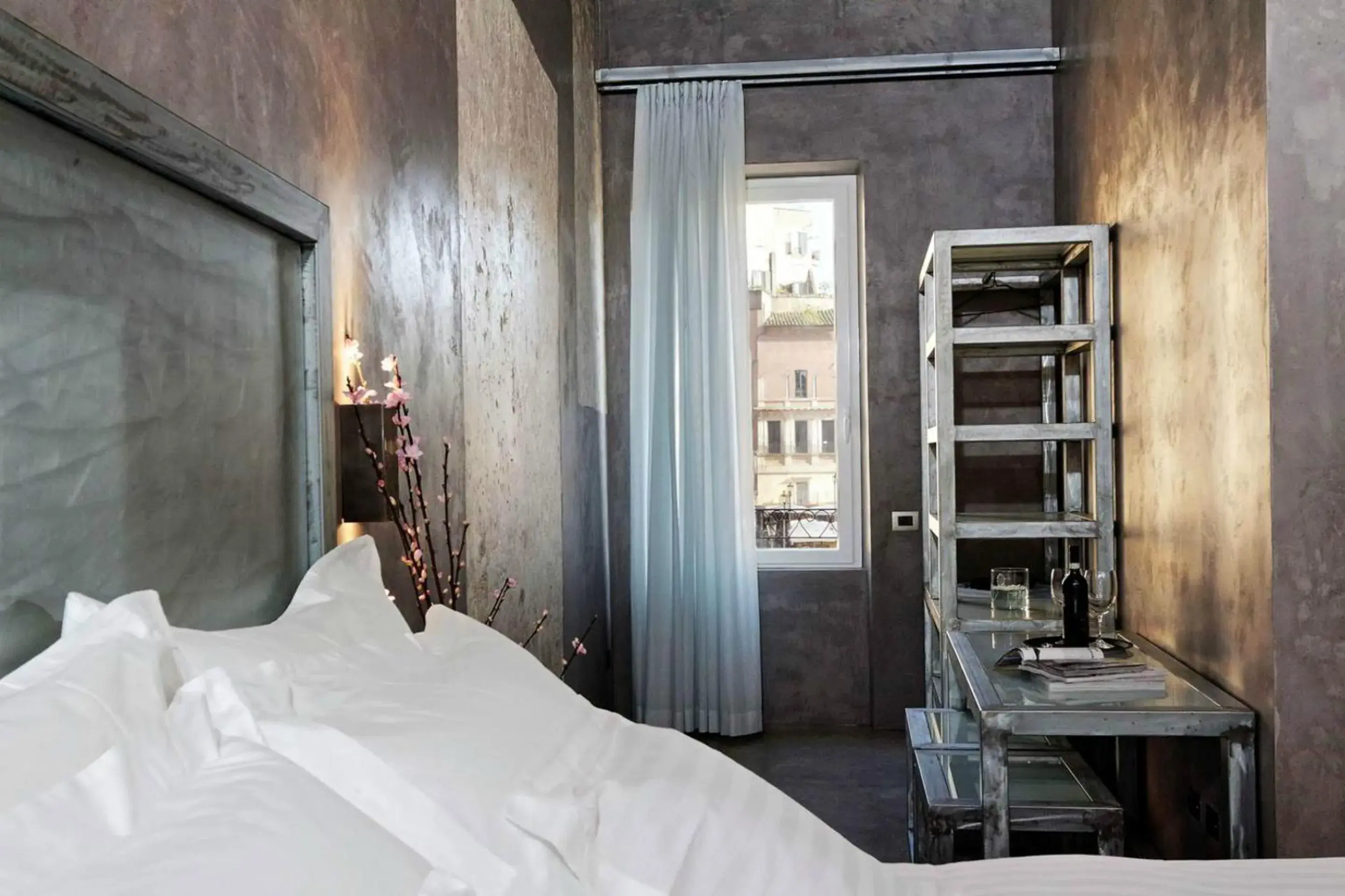 Superior Double Room with City View in Mama's Home Rome Superior Double Room with City View in Mama's Home Rome