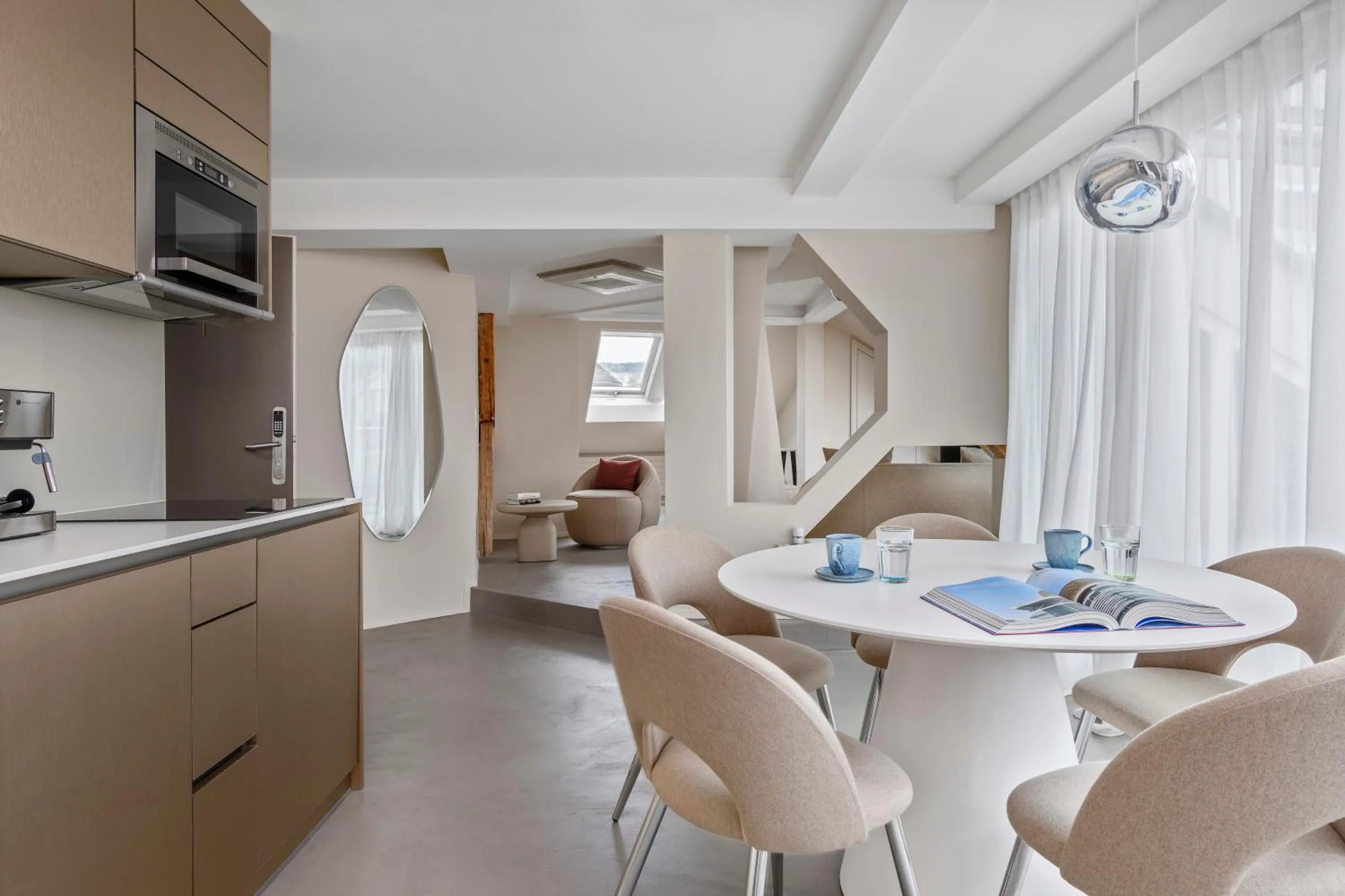 Dining area in VISIONAPARTMENTS Brandschenkestrasse