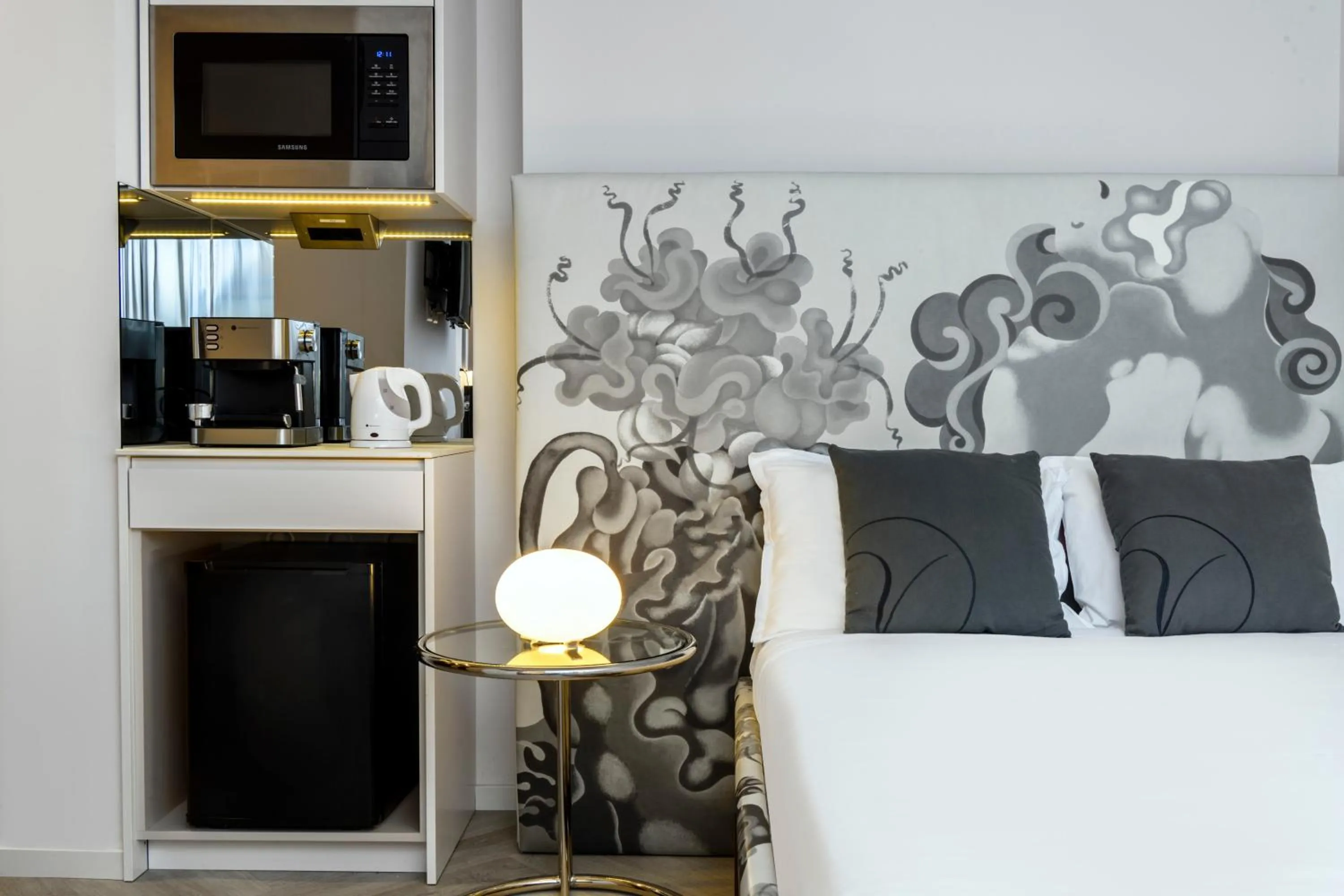 Bedroom, Bed in VISIONAPARTMENTS Brandschenkestrasse