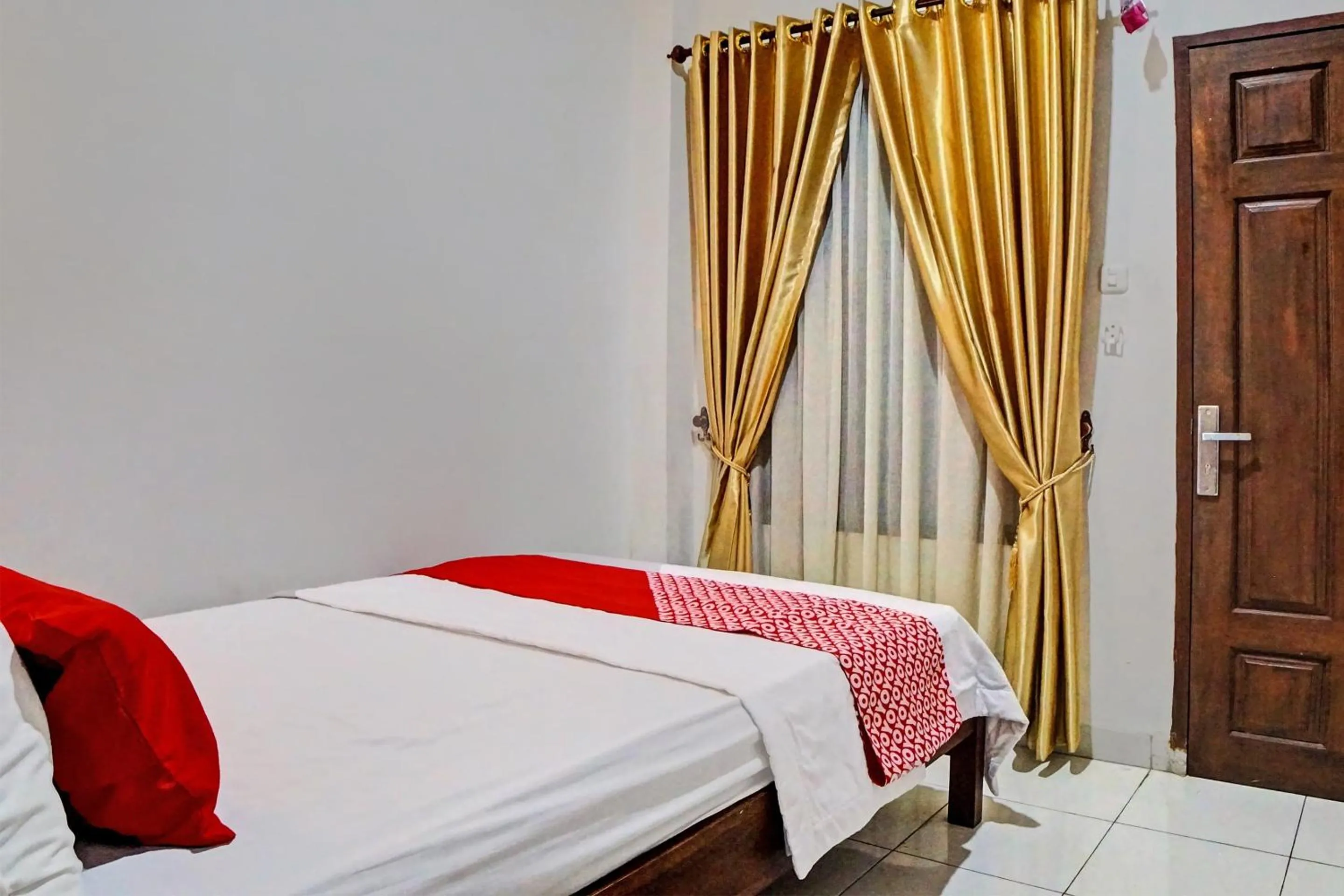 Bedroom in Hotel O Jr Residence Syariah