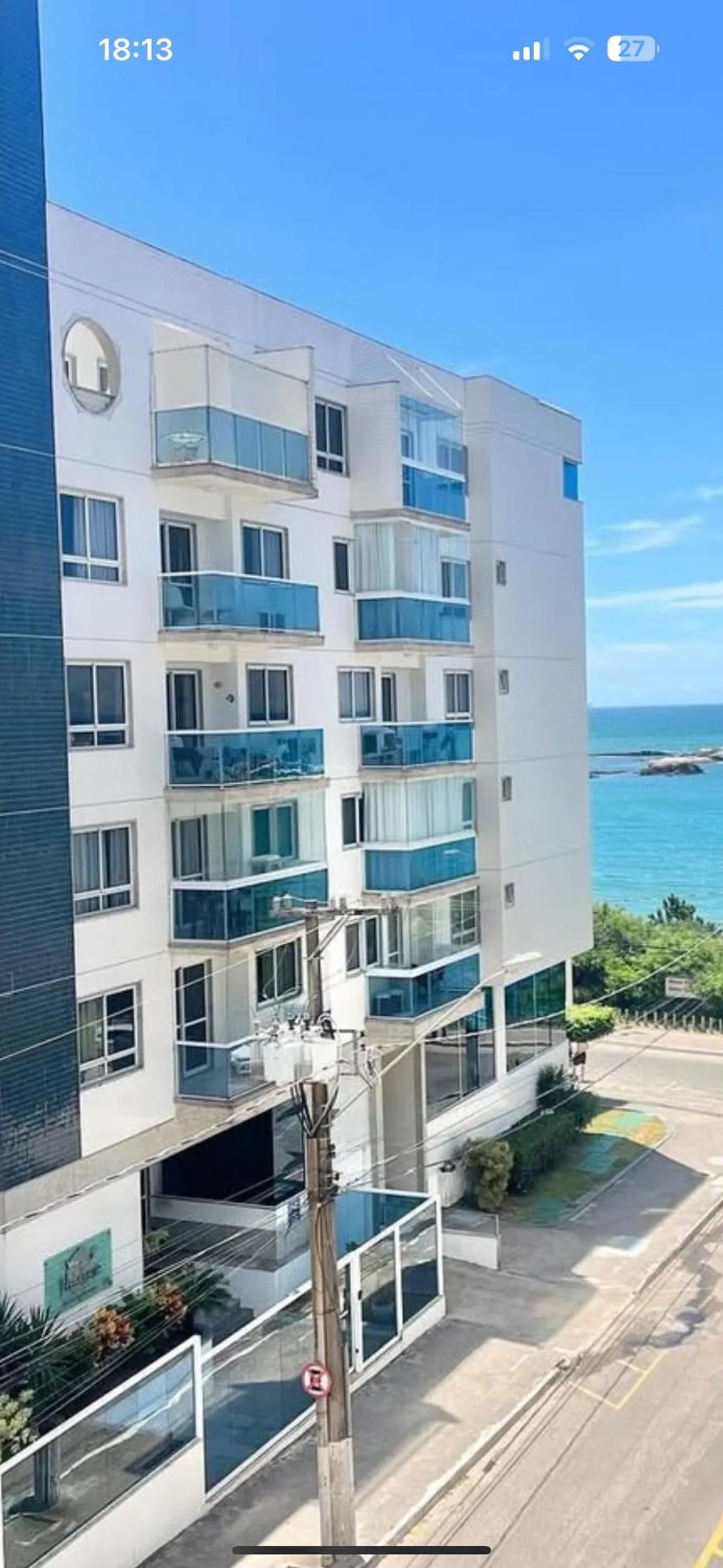 Apartamento peracanga com vista para o mar