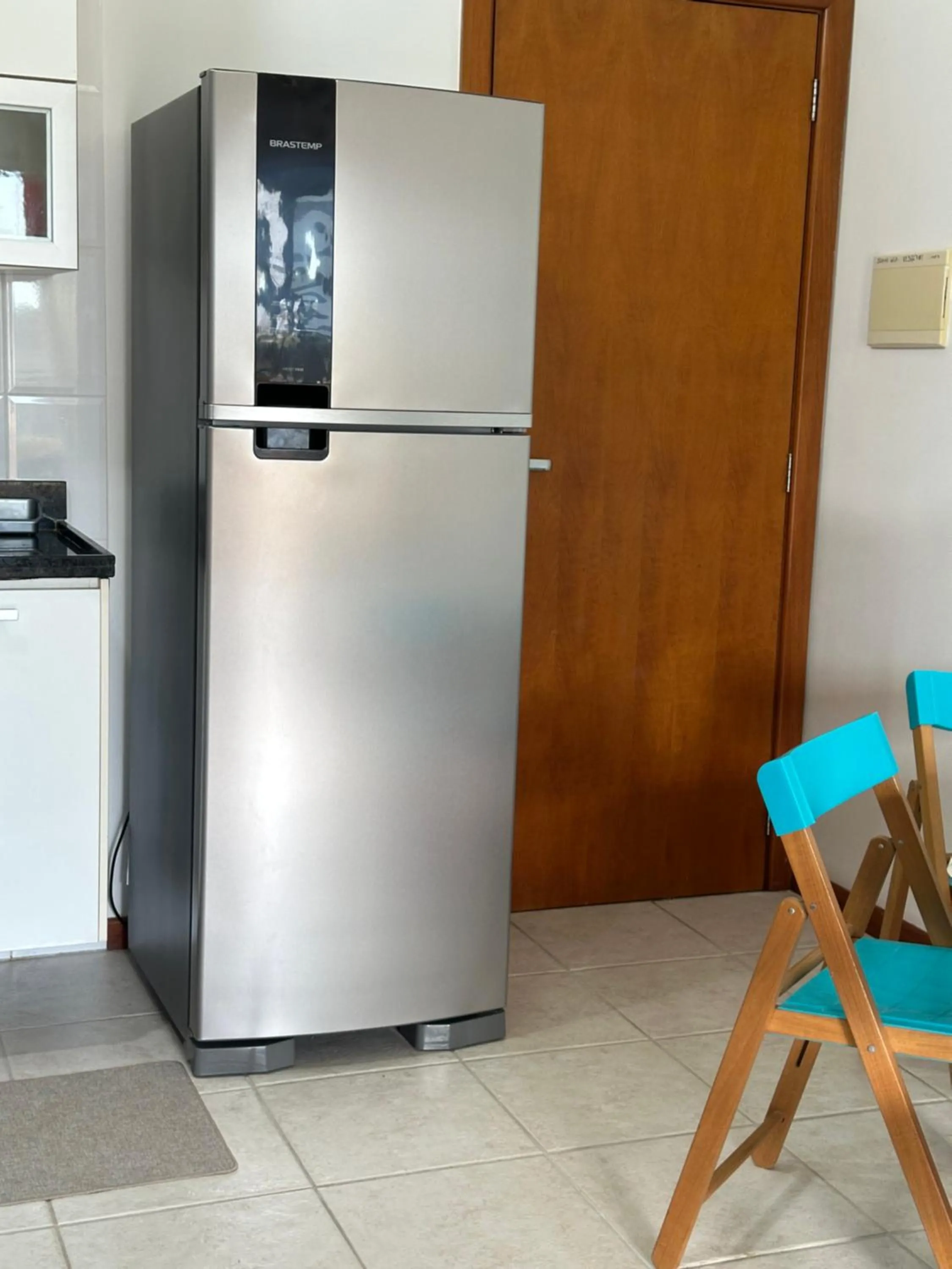 Apartamento peracanga com vista para o mar