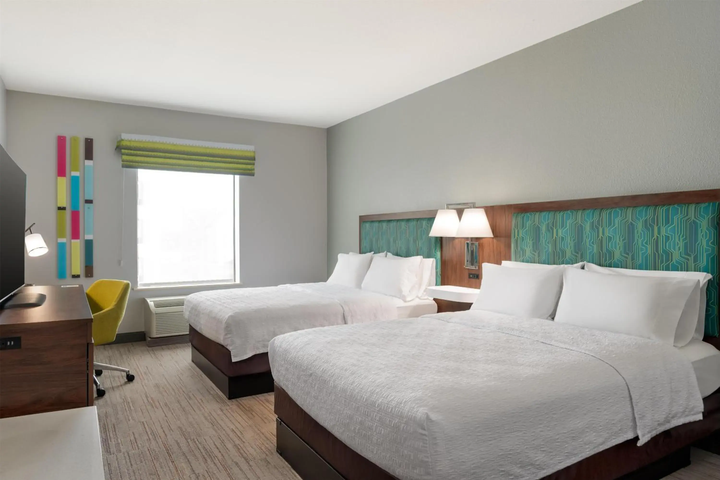 View (from property/room), Bed in Hampton Inn Lake Charles View (from property/room), Bed in Hampton Inn Lake Charles