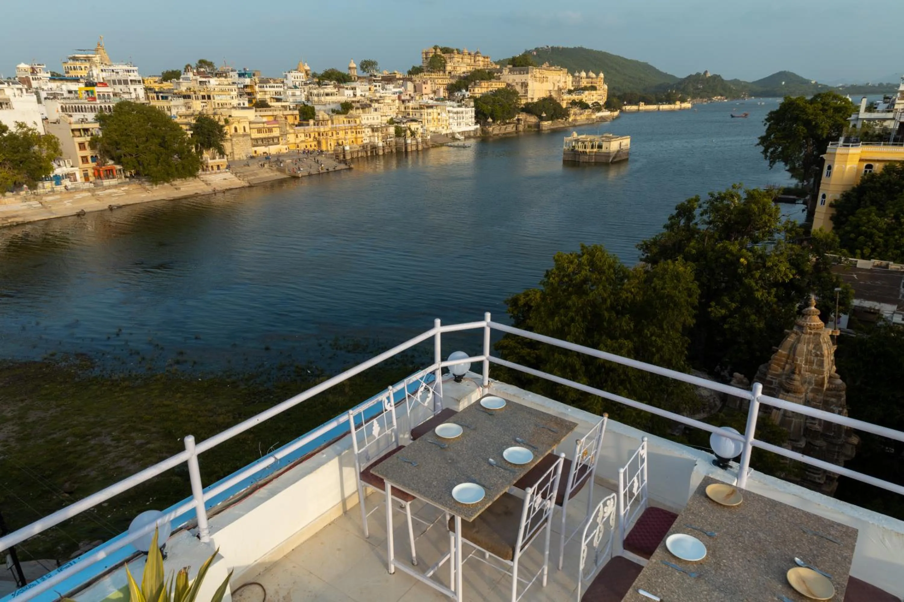 Balcony/Terrace in Jungle by sturmfrei Udaipur