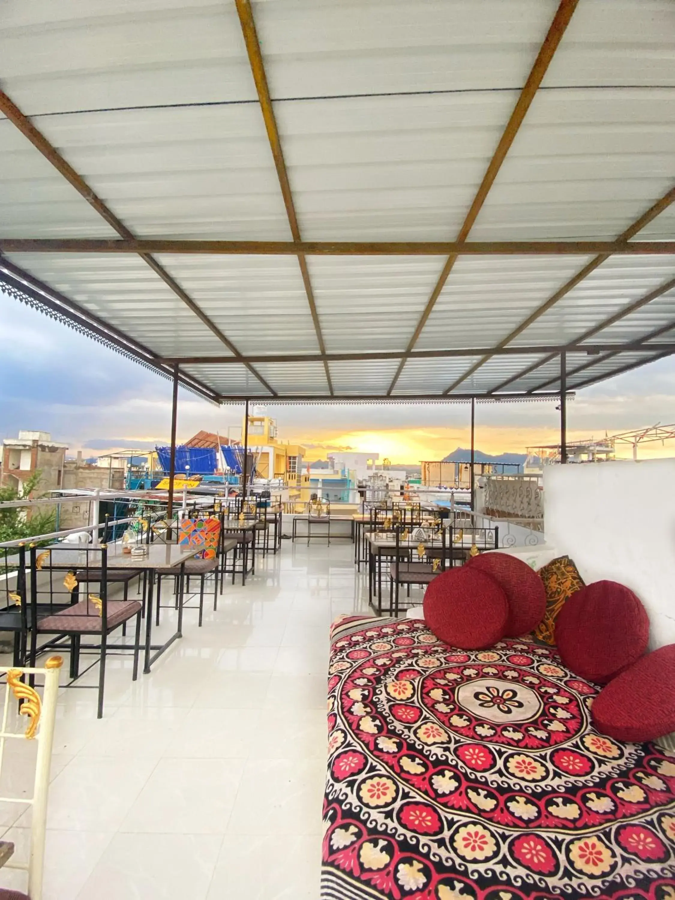 Restaurant/places to eat in Jungle by sturmfrei Udaipur Restaurant/places to eat in Jungle by sturmfrei Udaipur