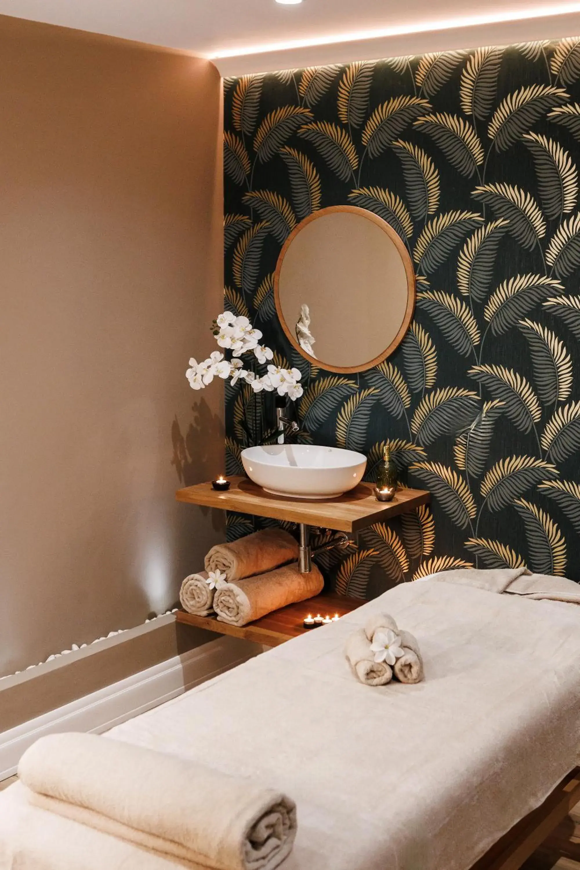 Spa and wellness centre/facilities, Bed in Alanda Marbella Hotel & Wellness Spa and wellness centre/facilities, Bed in Alanda Marbella Hotel & Wellness