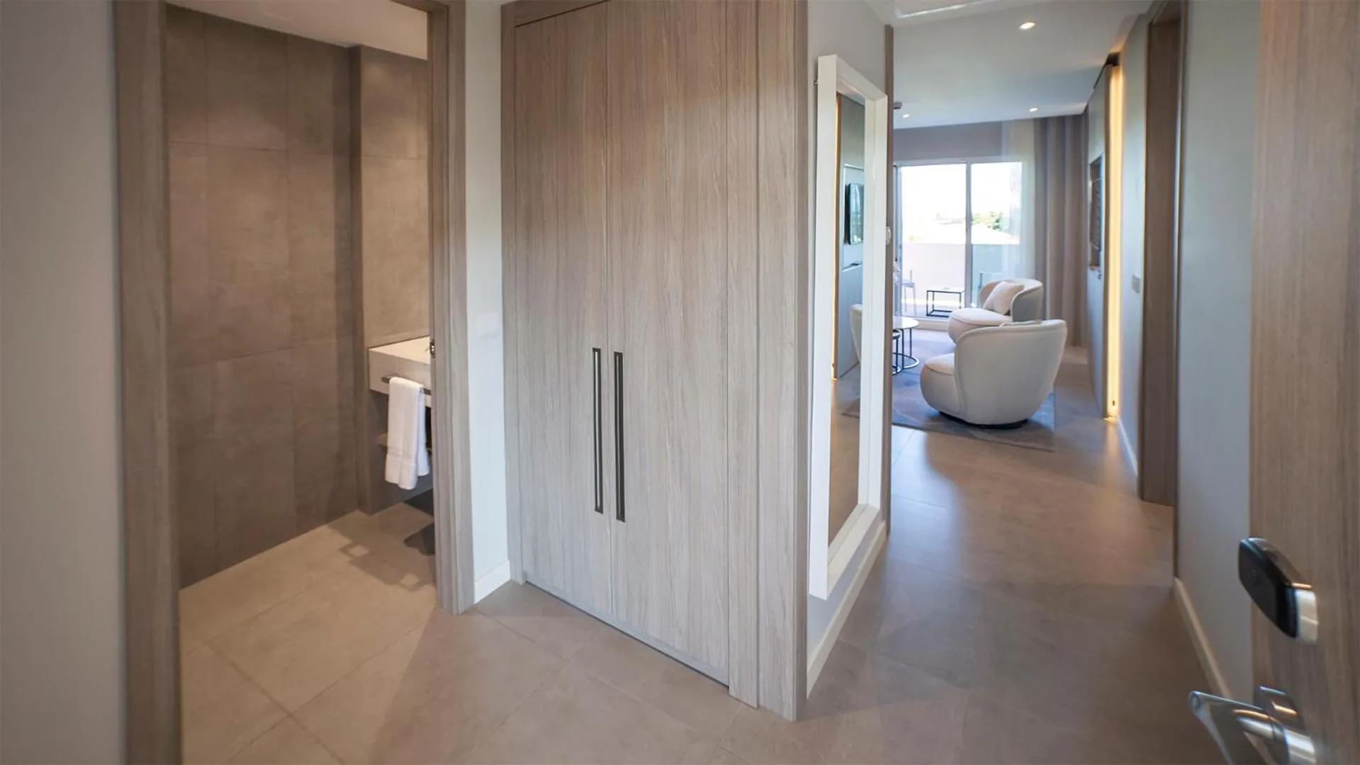 Living room, Bed in Alanda Marbella Hotel & Wellness