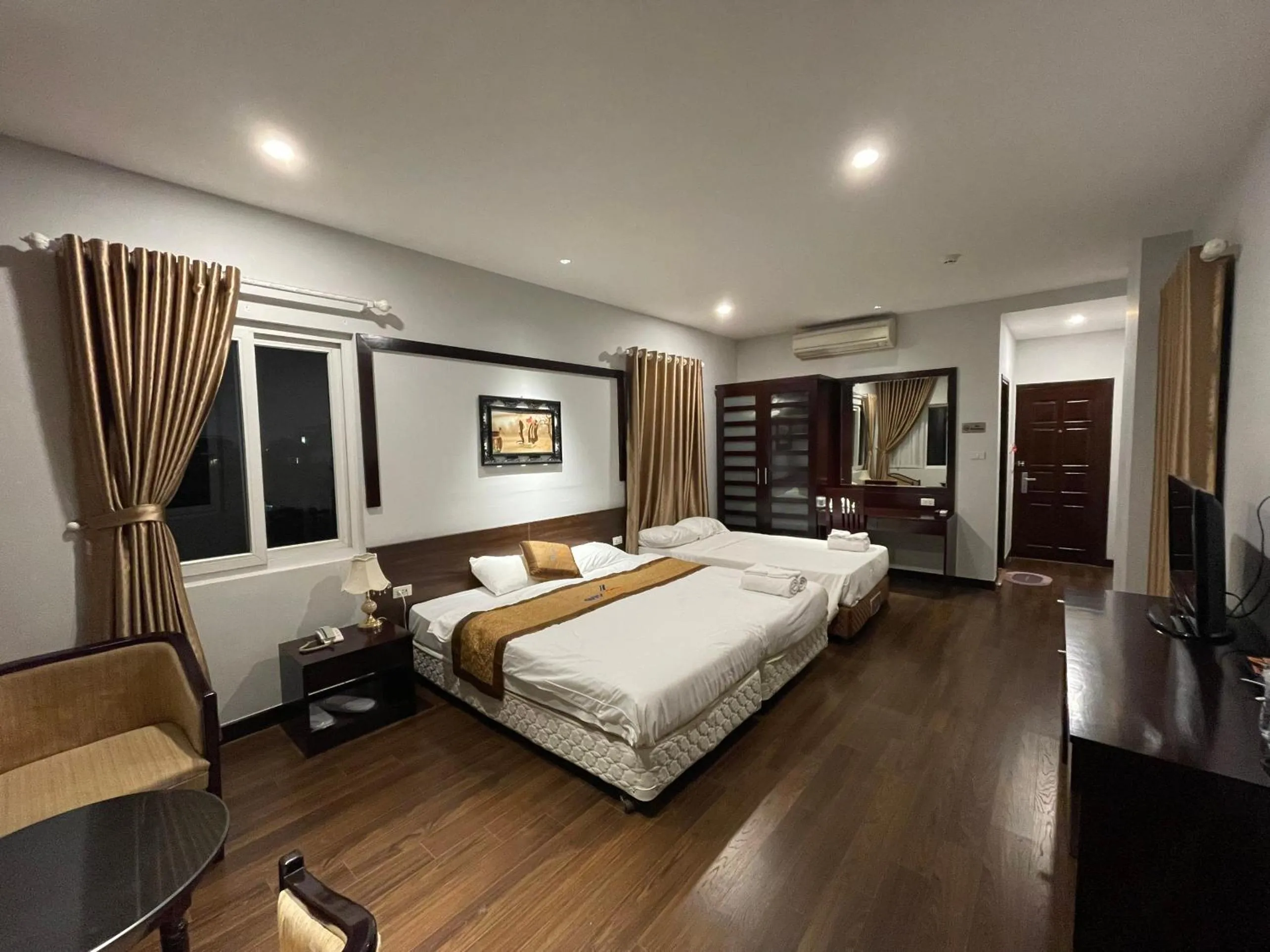 Bedroom, Bed in Bay Luxury Hotel & Spa - 9 Nguyen Truong To