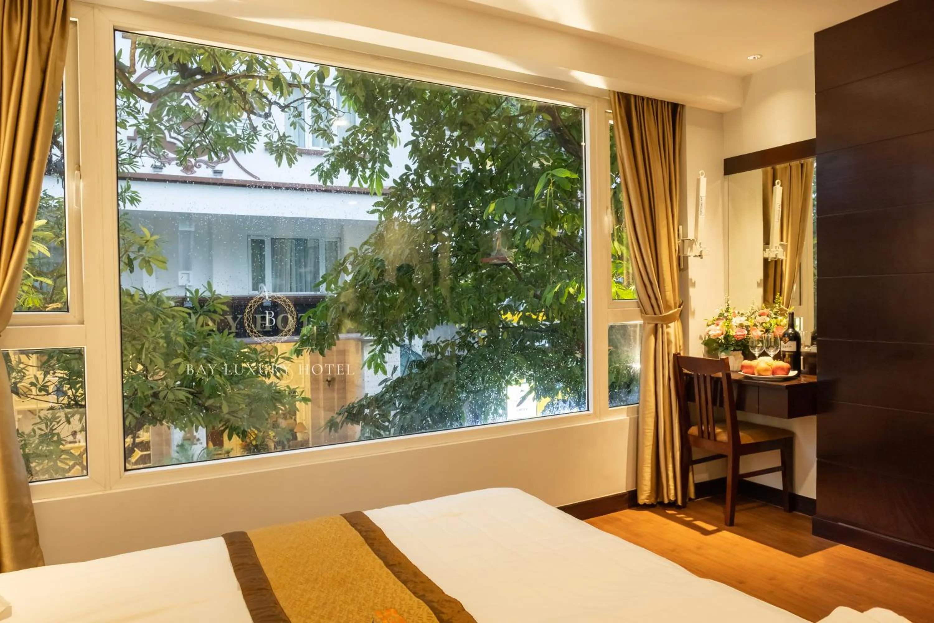 Natural landscape, Bed in Bay Luxury Hotel & Spa - 9 Nguyen Truong To