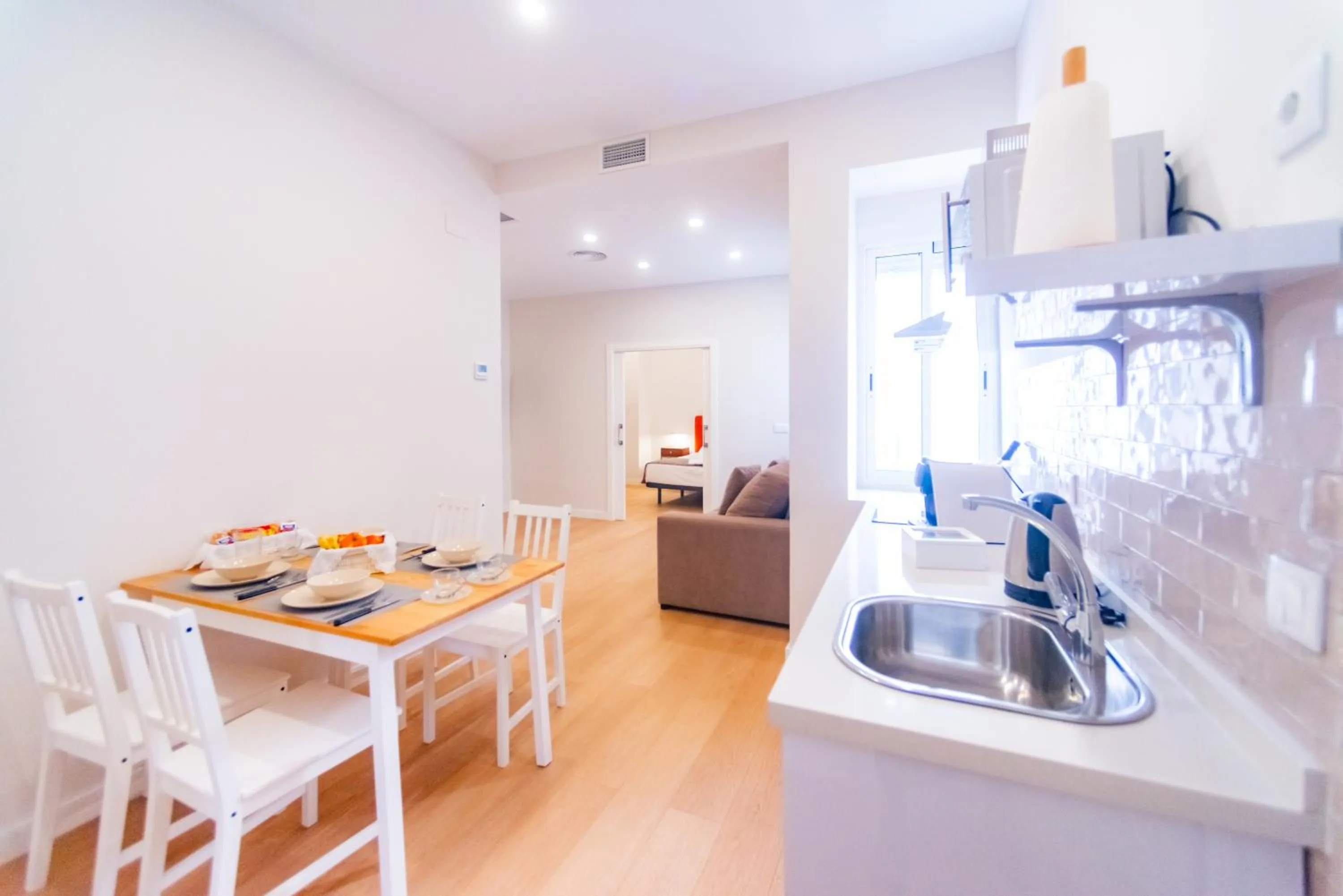 Dining area in Suites Casa San Mateo