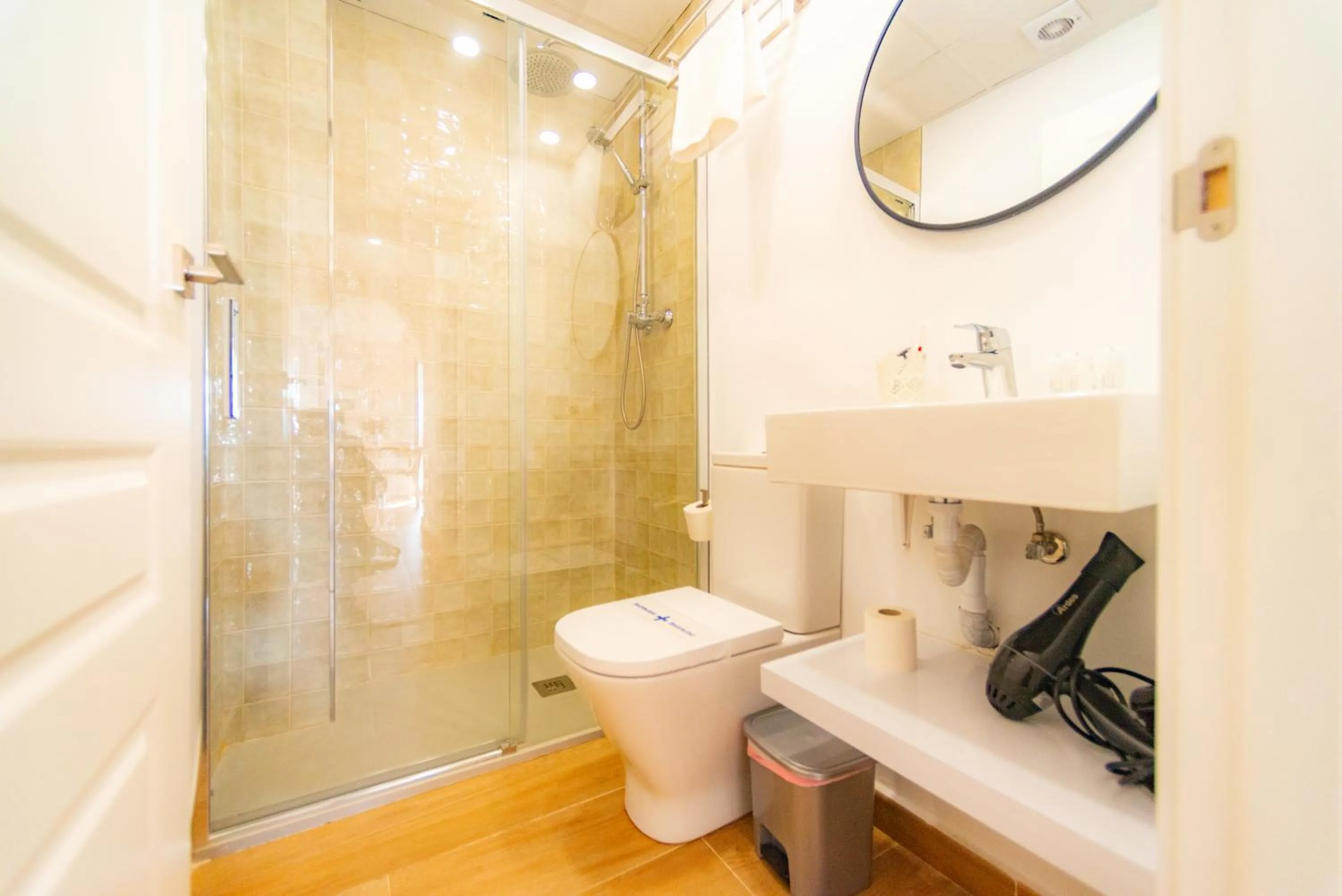 Bathroom in Suites Casa San Mateo