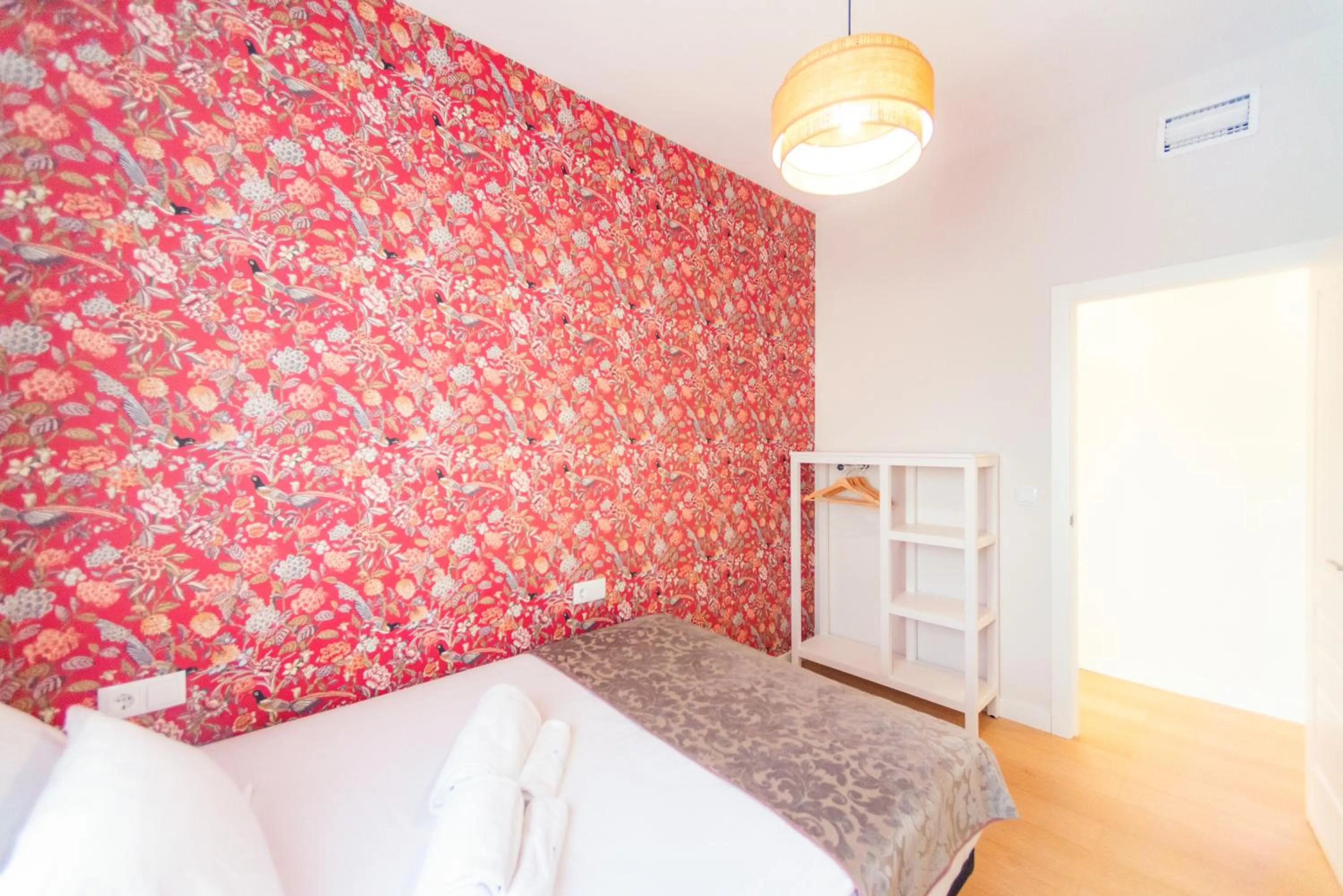 Bedroom, Bed in Suites Casa San Mateo