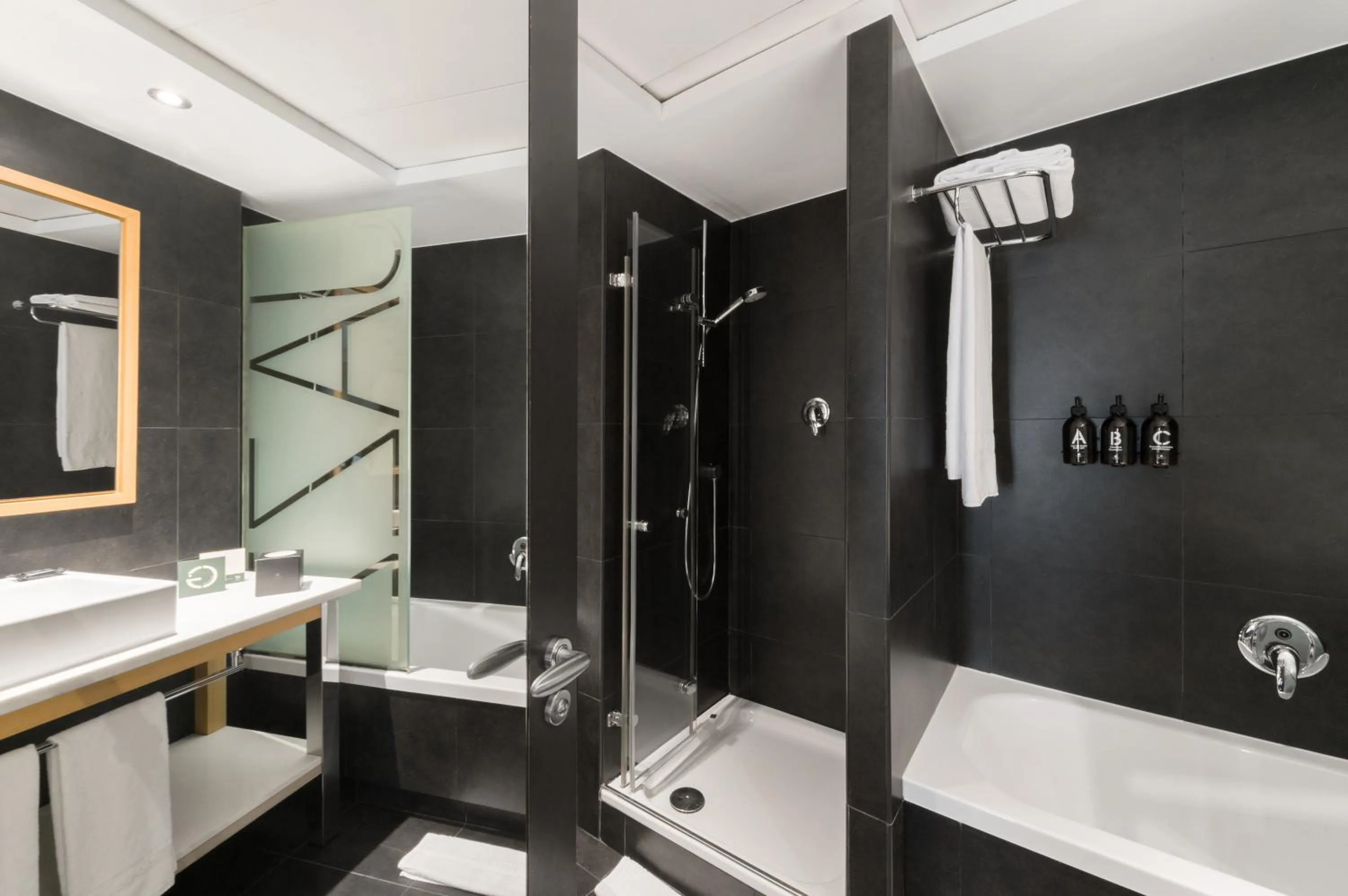 Bathroom in Hotel Jazz