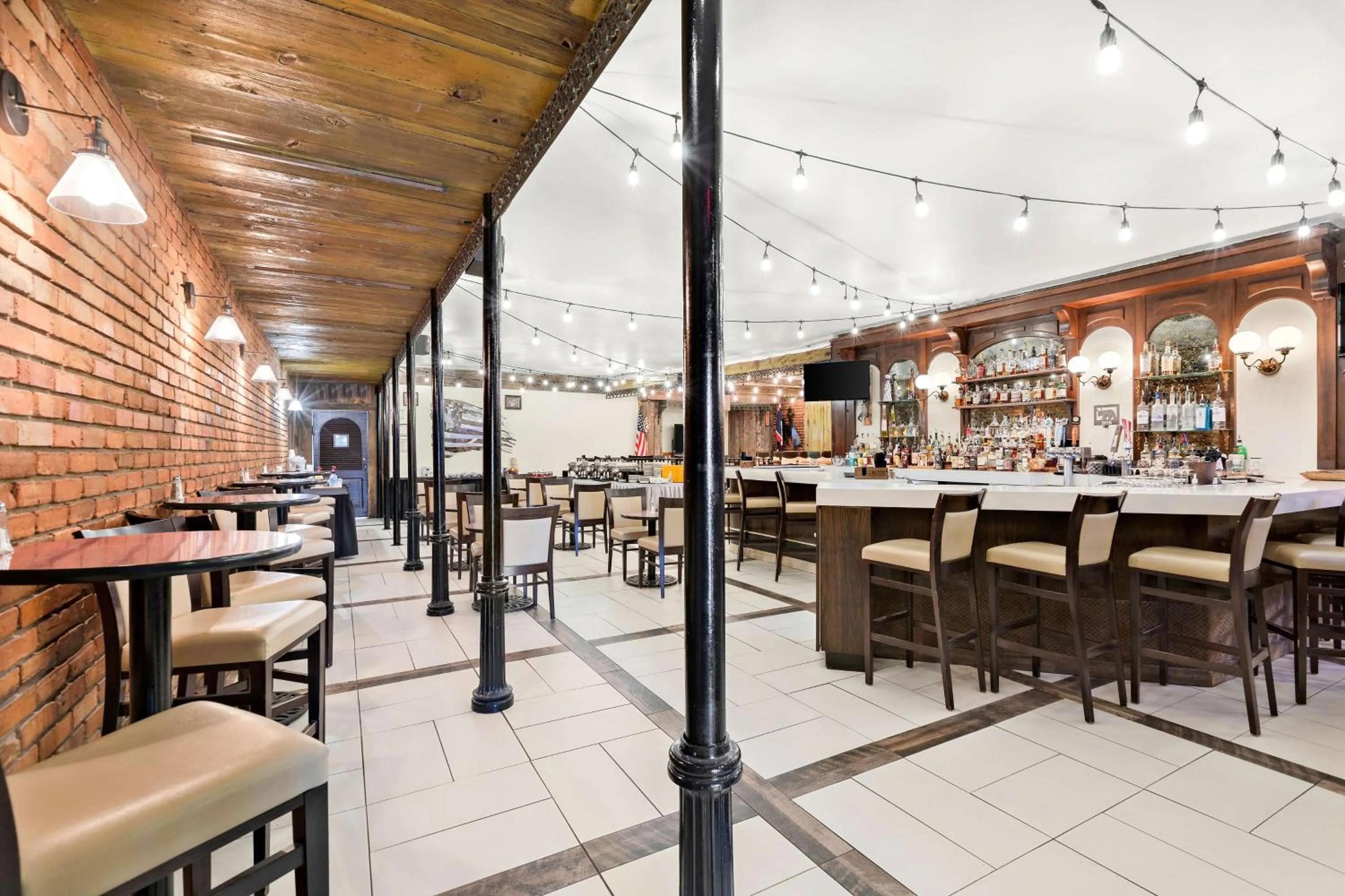 Breakfast in Best Western Downtown Casper Hotel