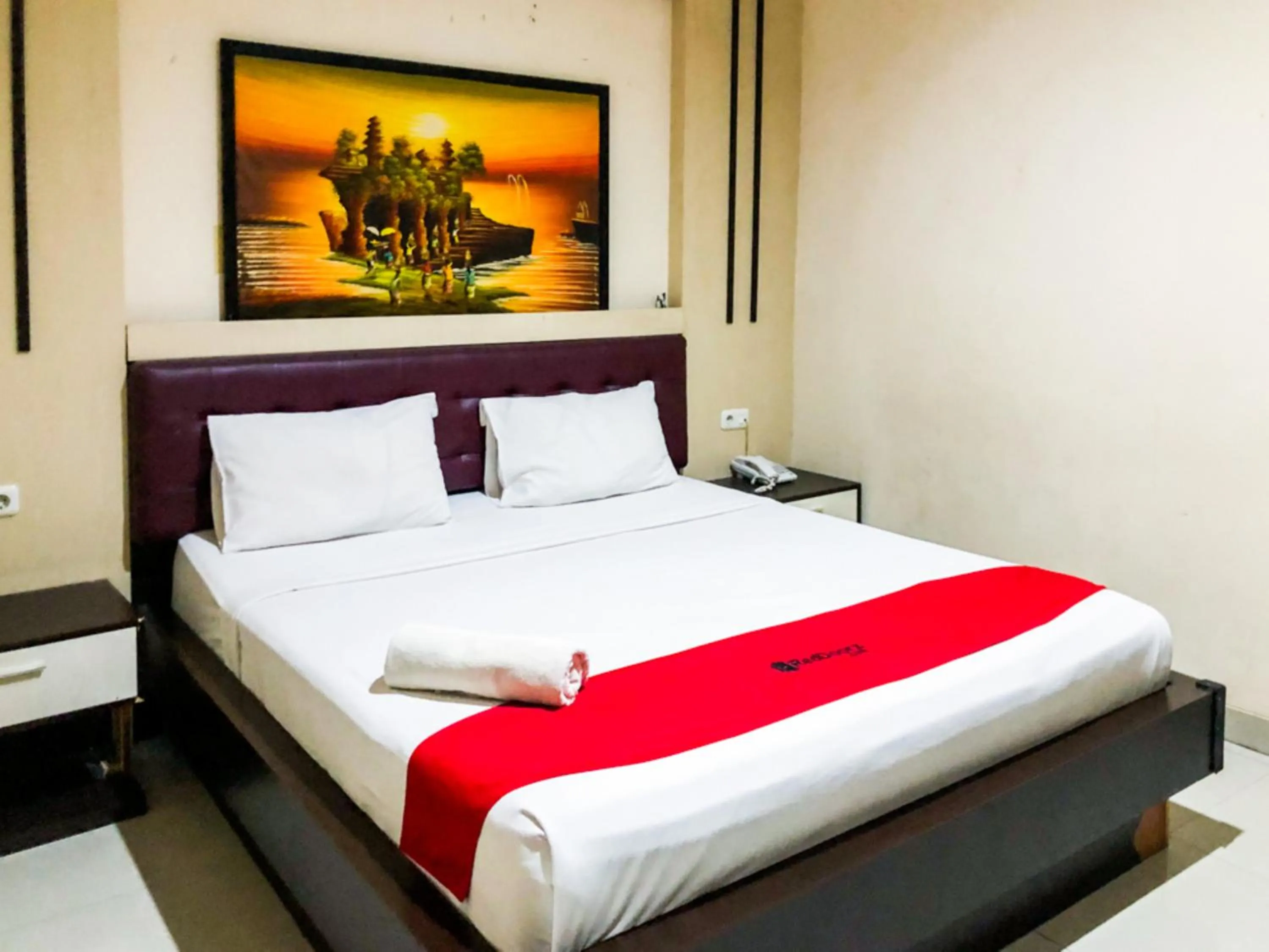 Bed in RedDoorz At Hotel Gajah Mada Palu
