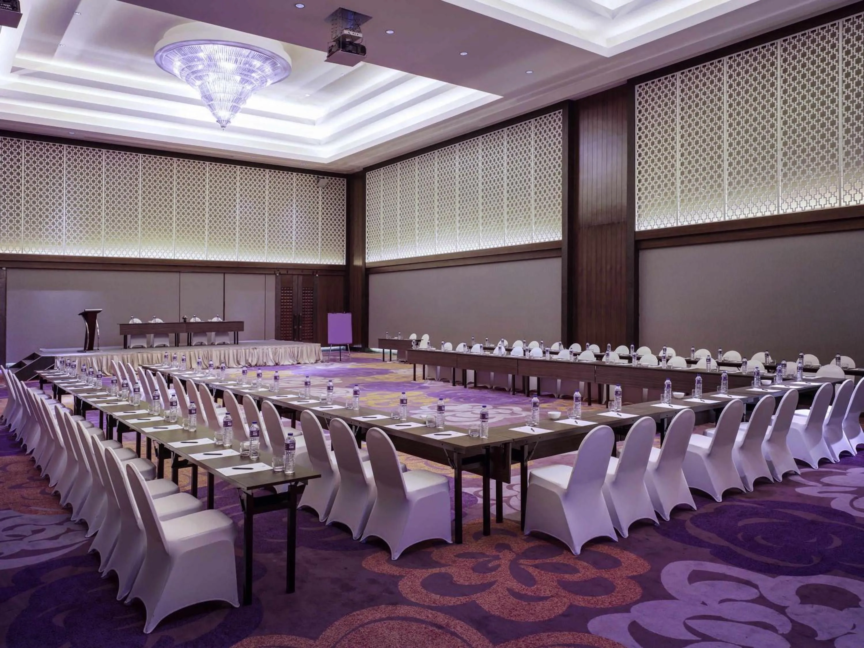 Meeting/conference room in Grand Mercure Bandung Setiabudi