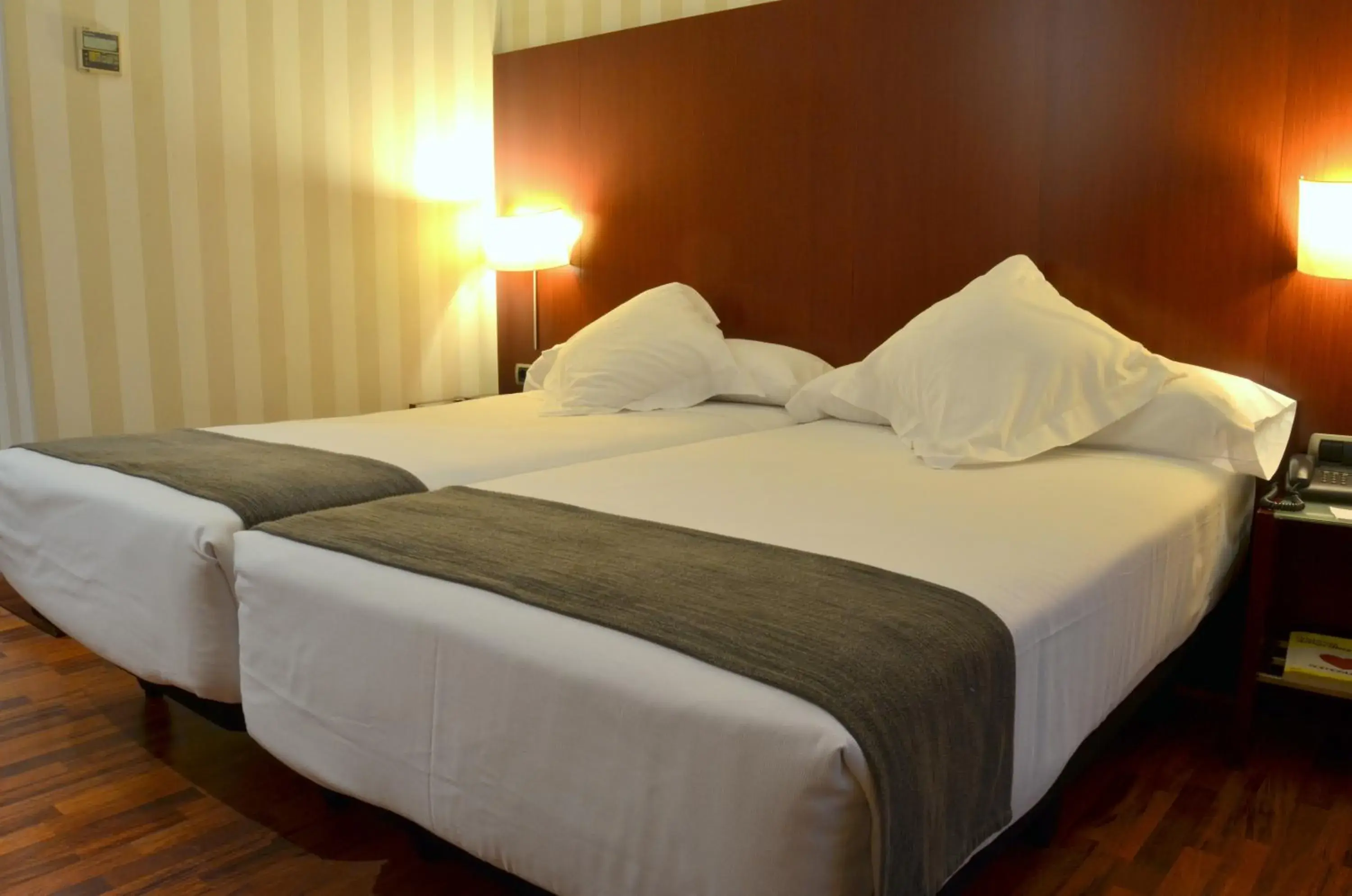 Bed in Zenit Murcia Bed in Zenit Murcia