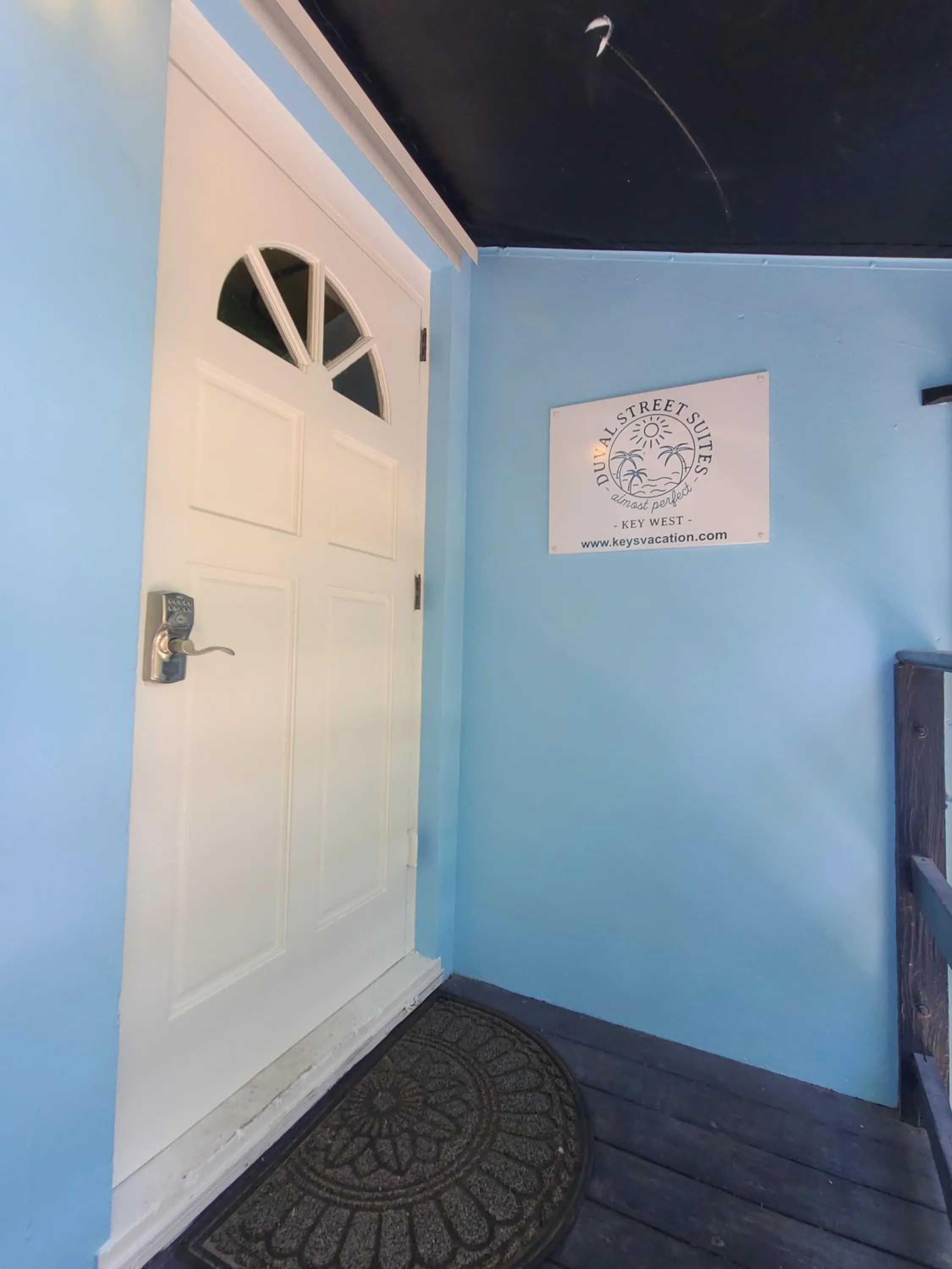Two Duval Street Condos w parking and pool