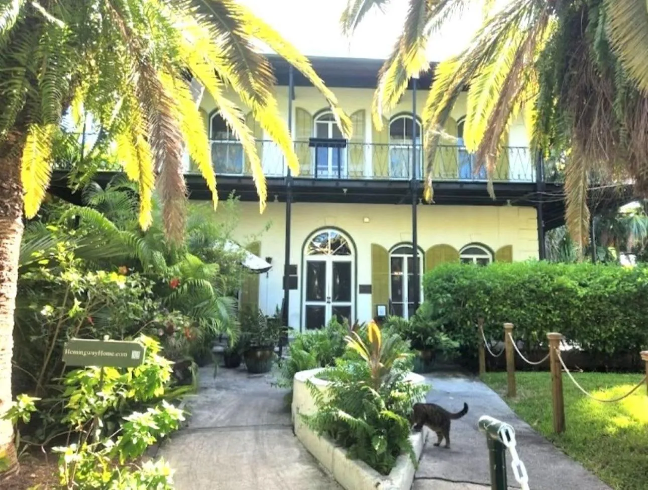 Two Duval Street Condos w parking and pool