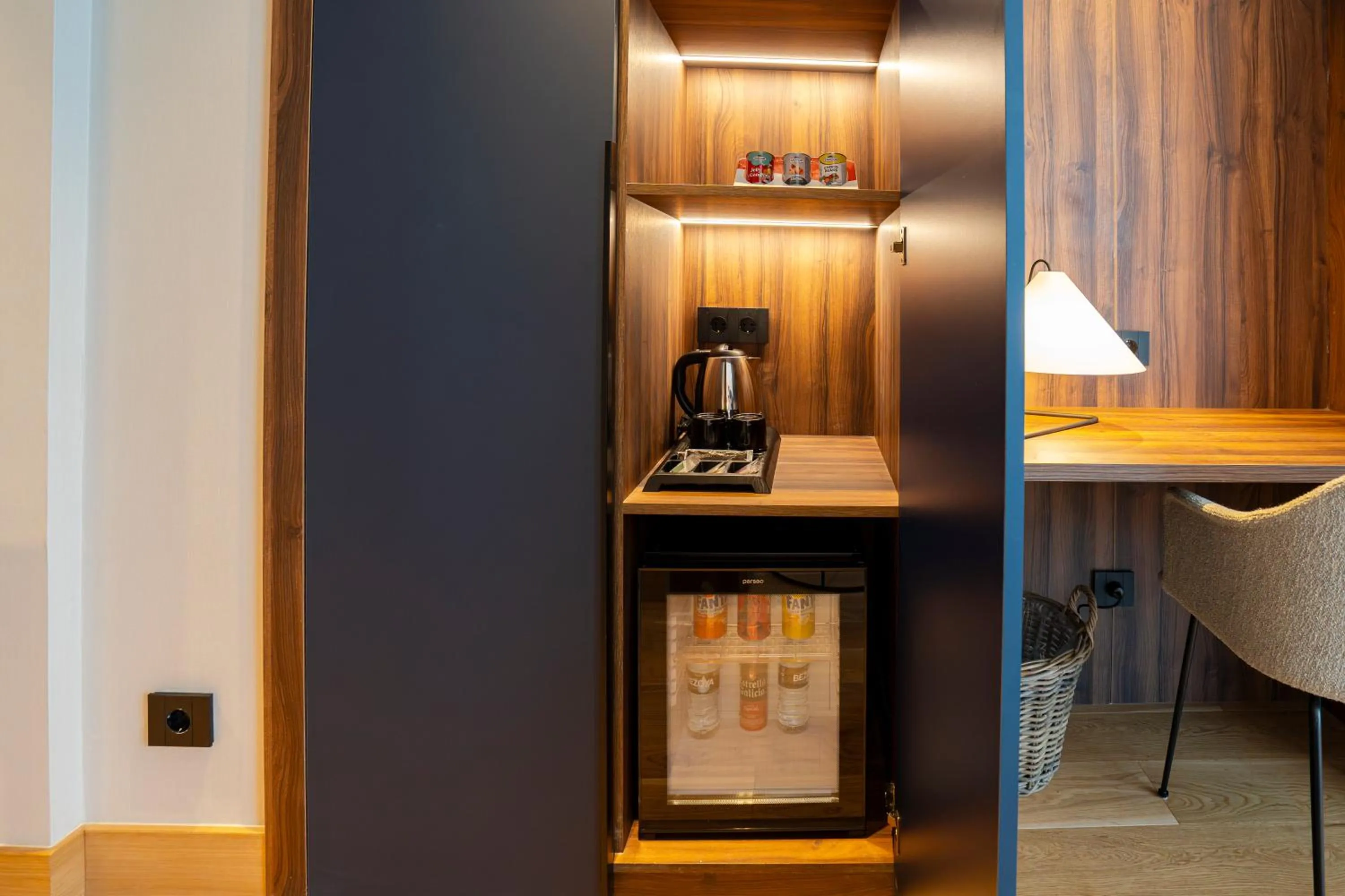 Coffee/tea facilities in Zenit Borrell