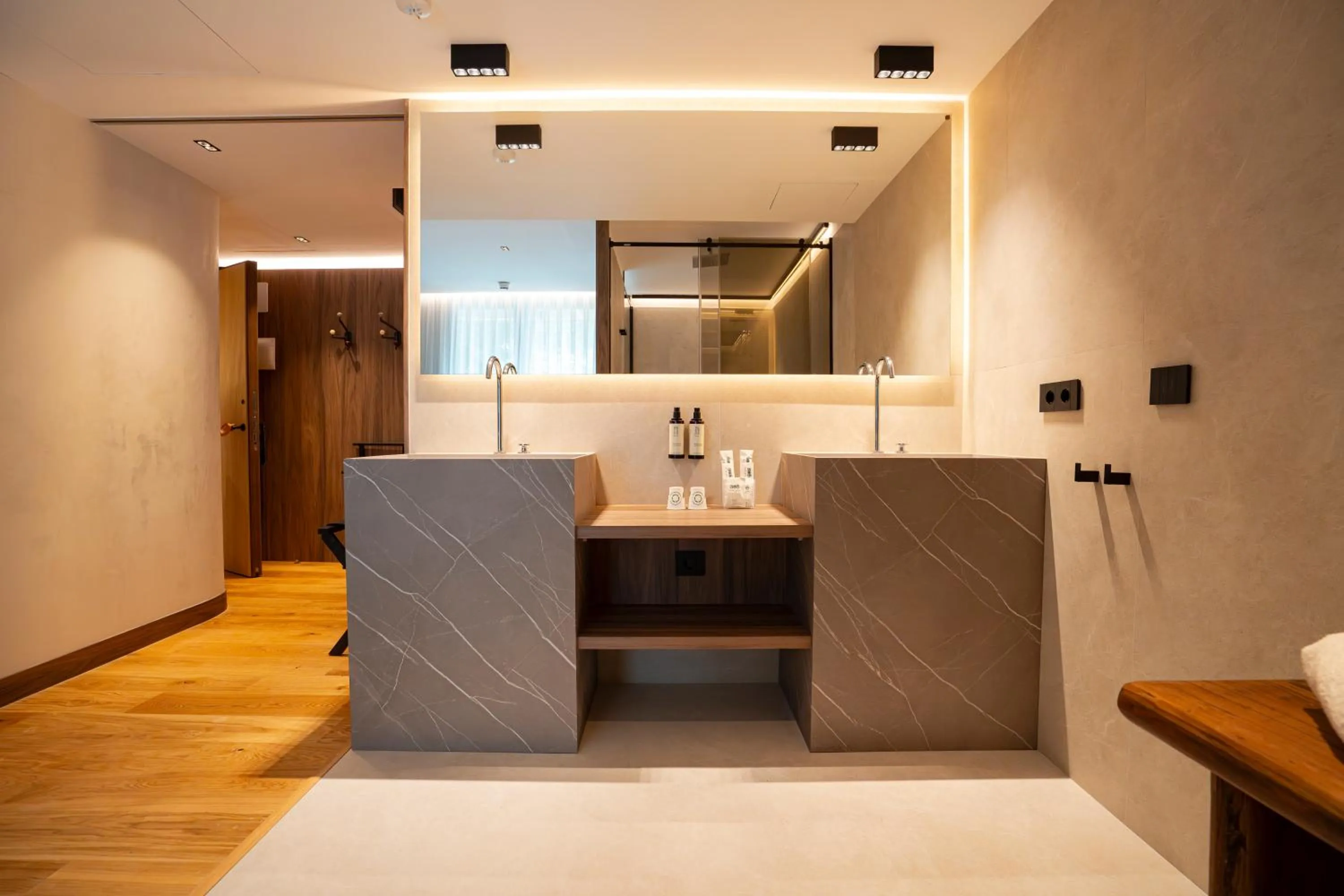 Bathroom in Zenit Borrell