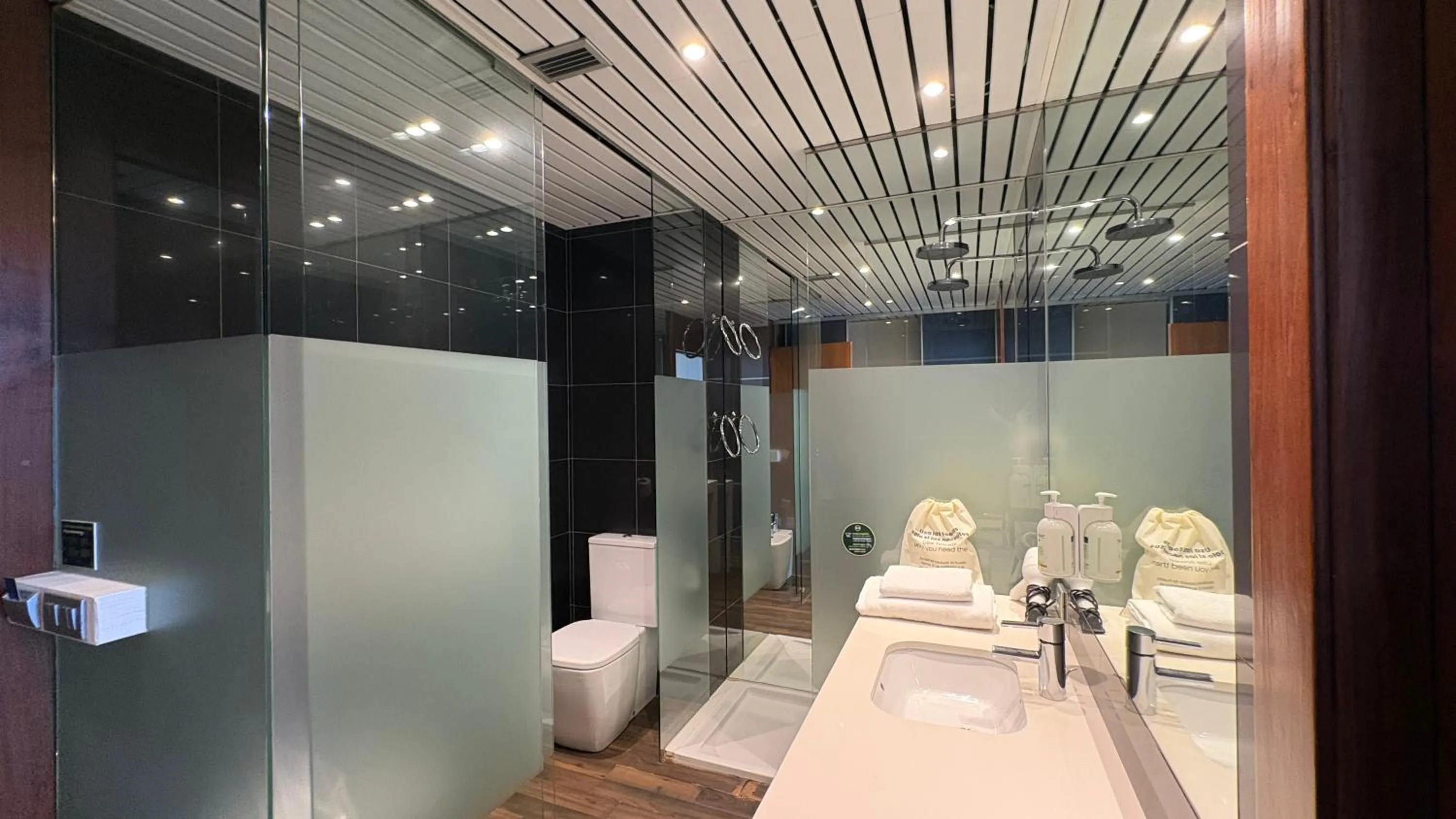 Bathroom in B&B HOTEL Burgos