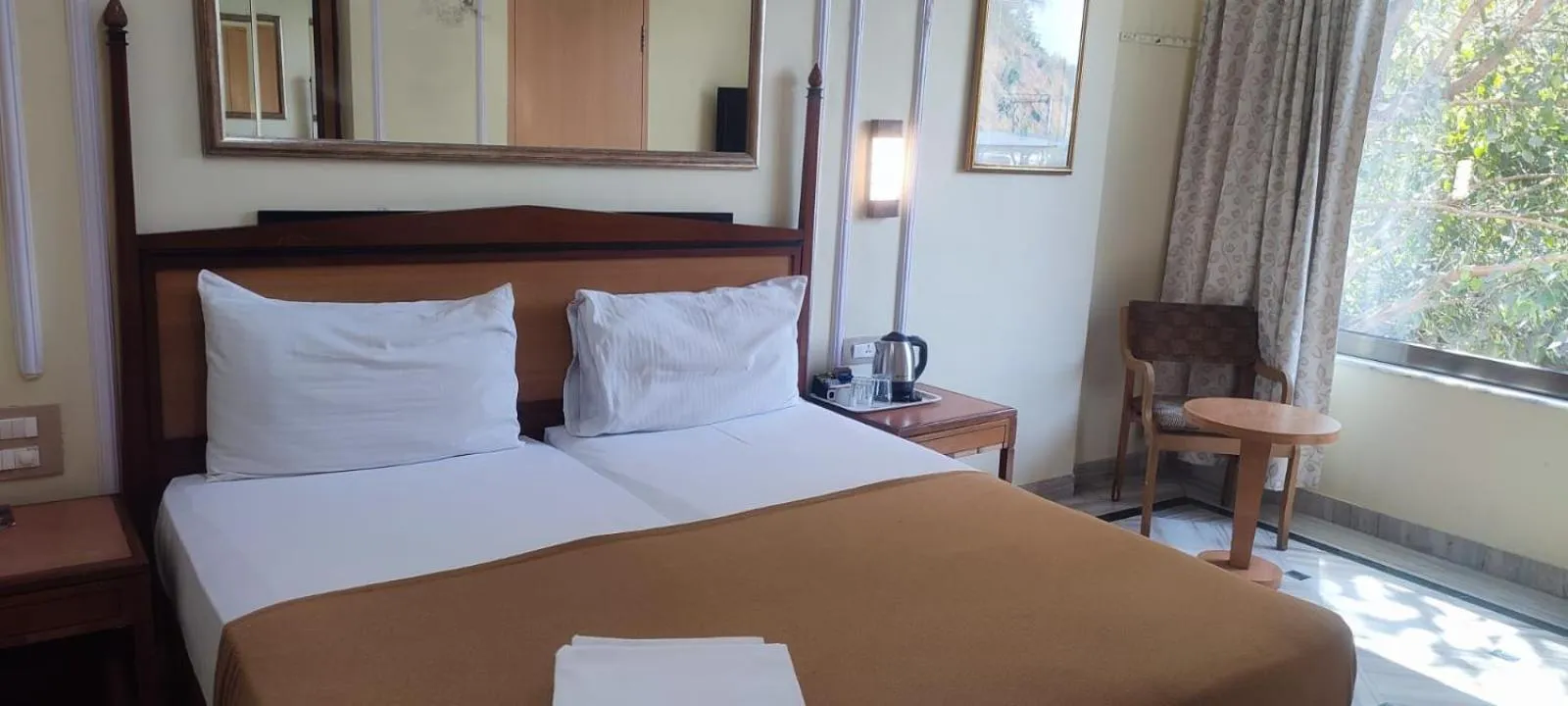 Bed in Royal Park Hotel Dockyard