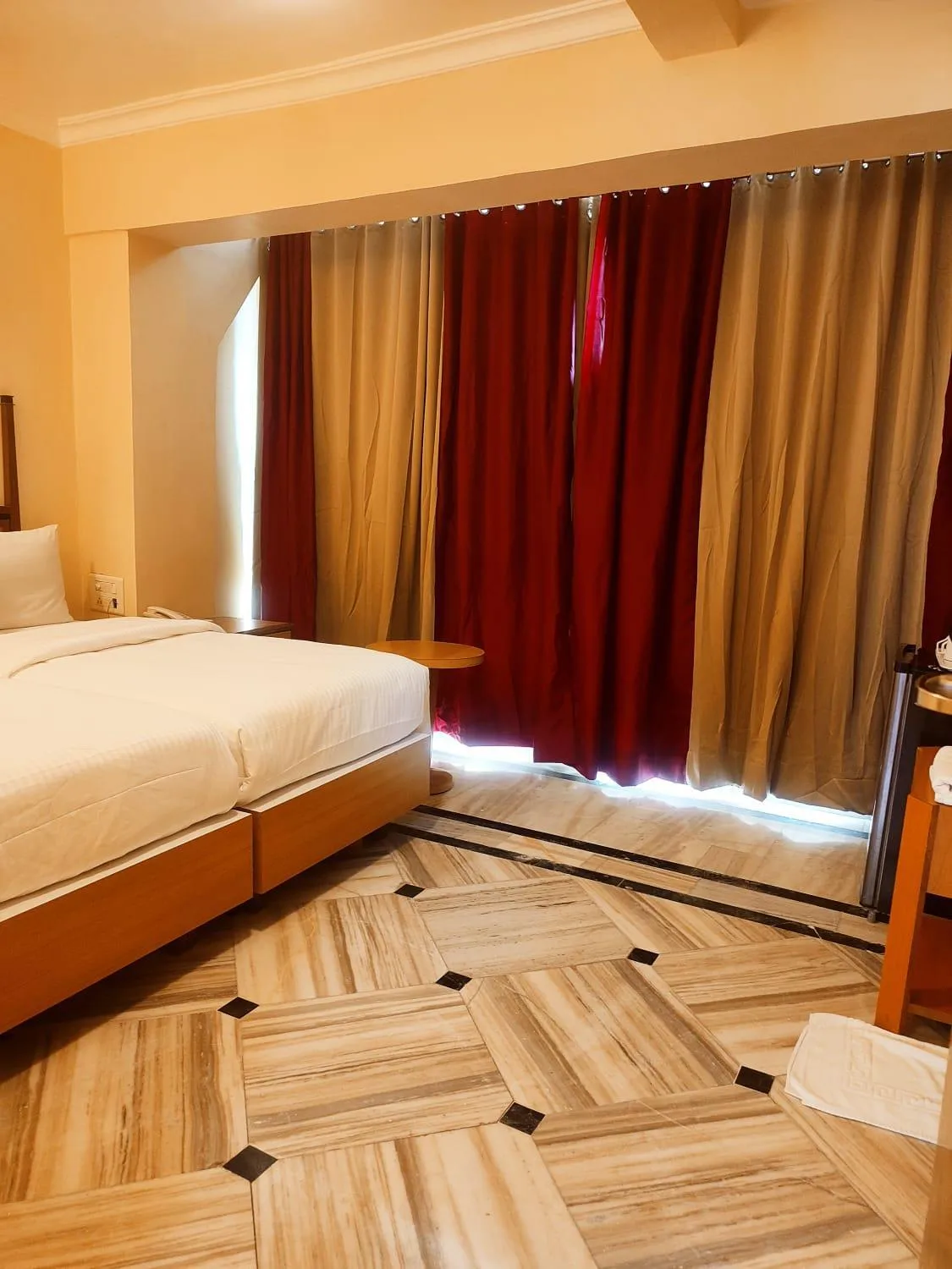 Bed in Royal Park Hotel Dockyard