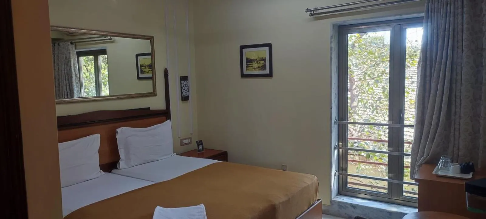 Bed in Royal Park Hotel Dockyard