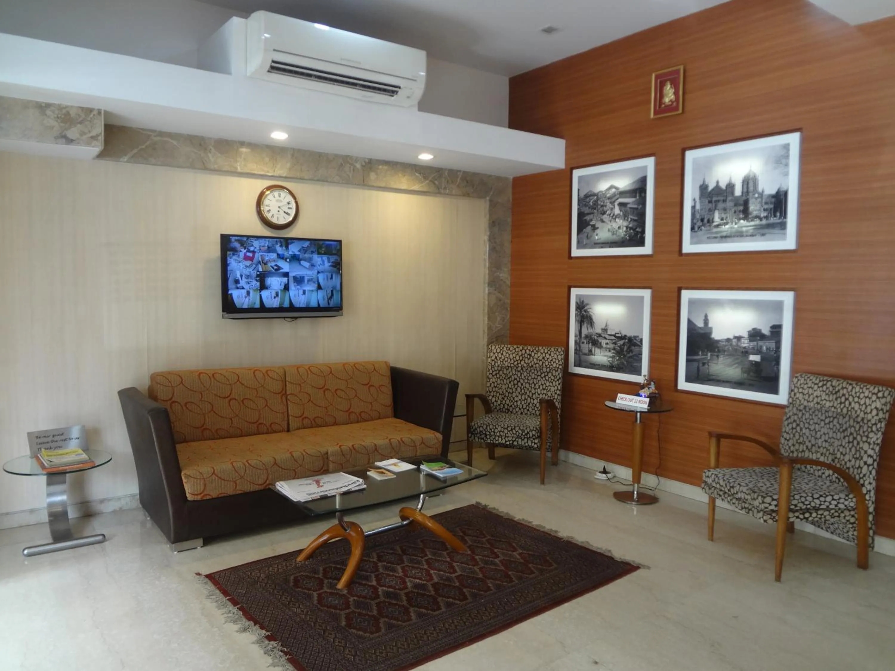 Lobby or reception in Royal Park Hotel Dockyard