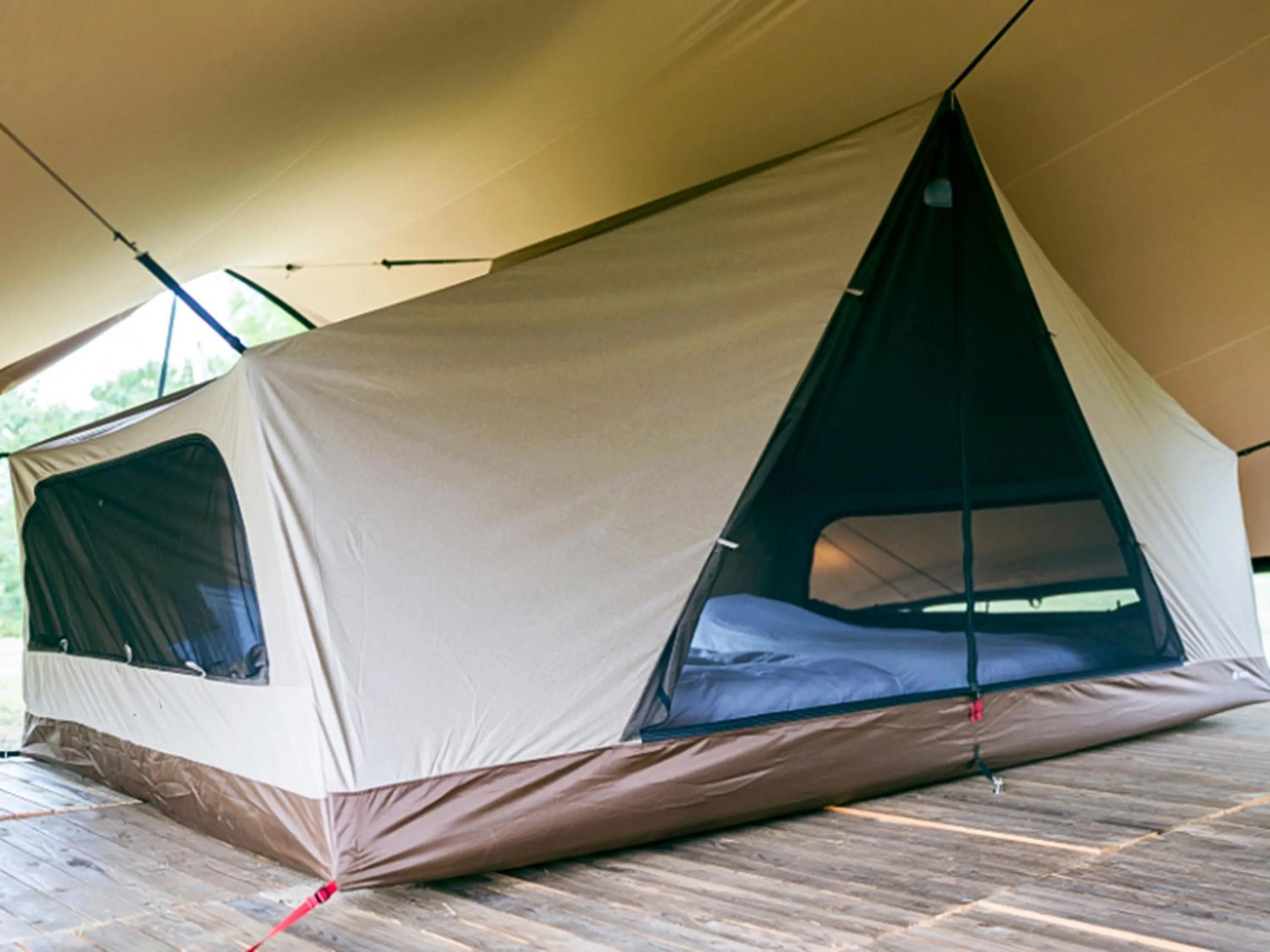 Photo of the whole room in SNOW PEAK FIELD SUITE SPA HEADQUARTERS
