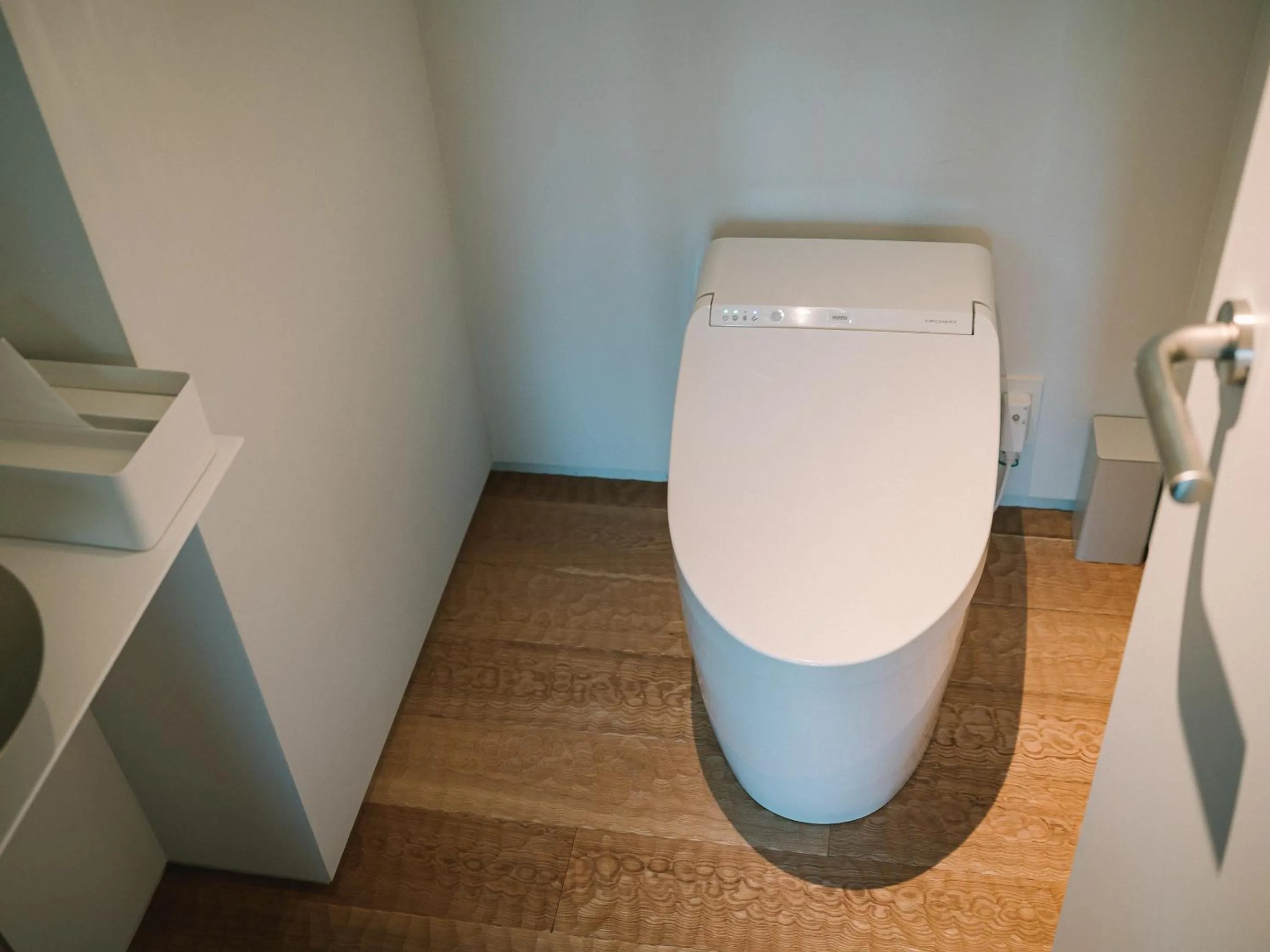 Toilet in SNOW PEAK FIELD SUITE SPA HEADQUARTERS