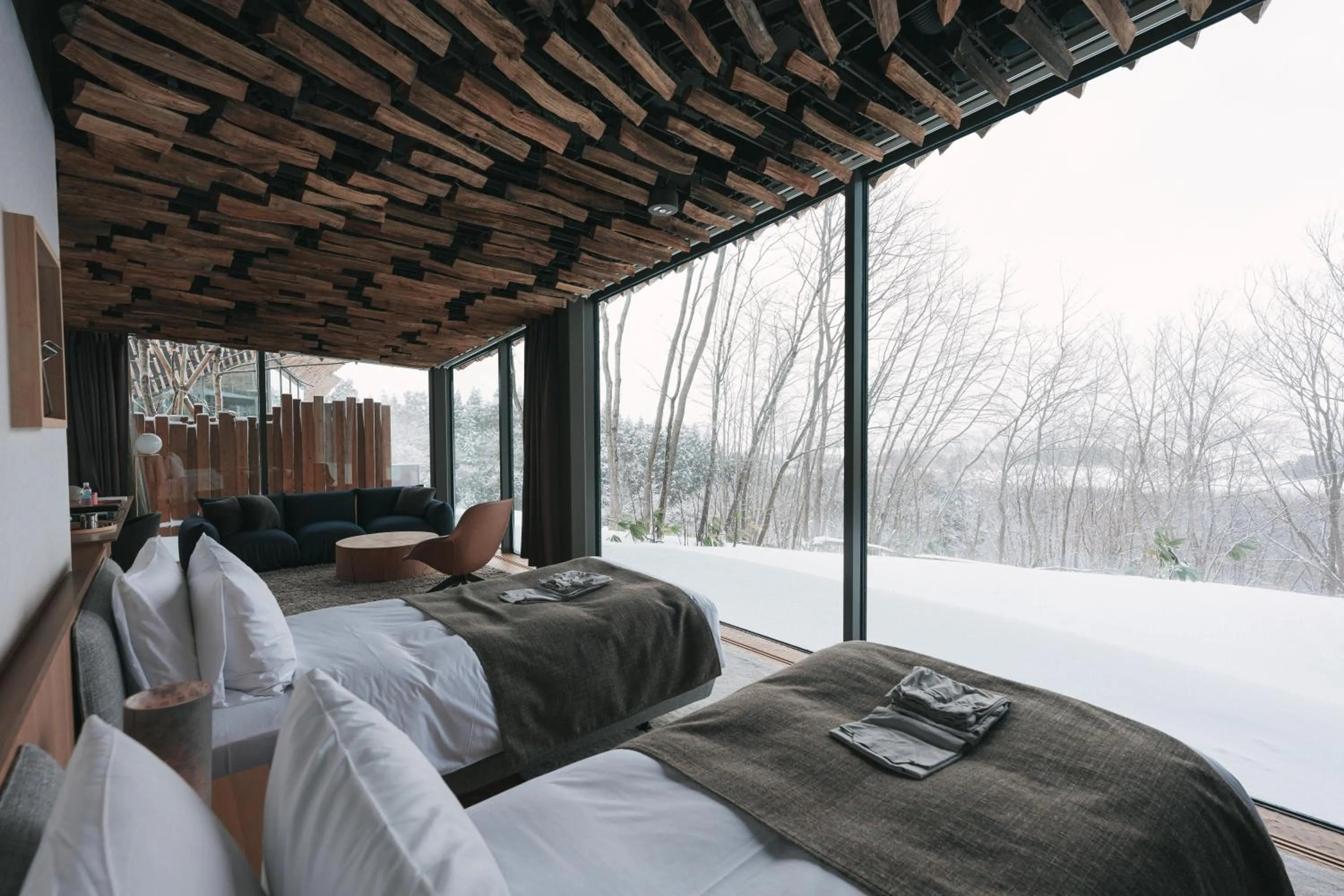 Bed in SNOW PEAK FIELD SUITE SPA HEADQUARTERS