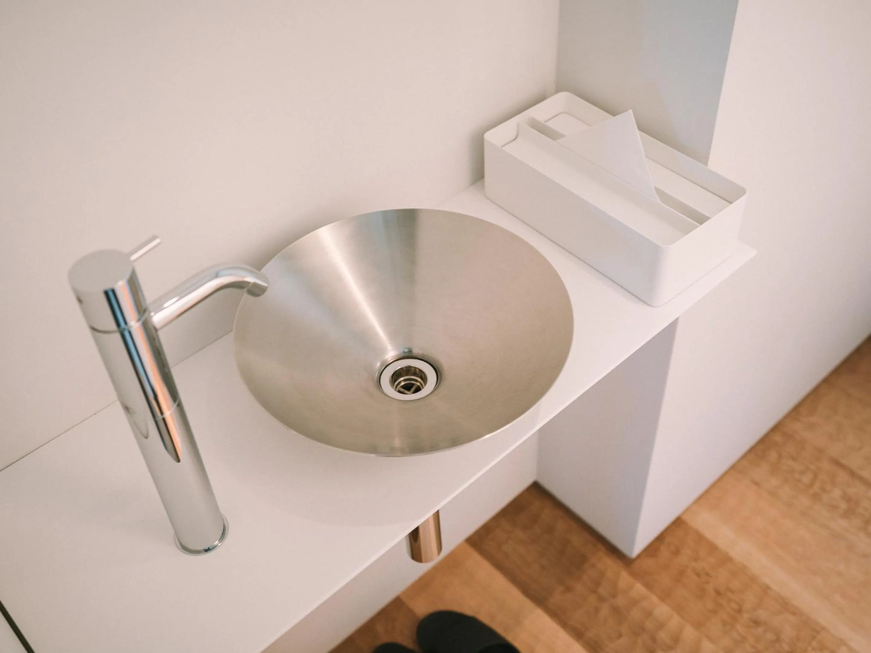 Photo of the whole room in SNOW PEAK FIELD SUITE SPA HEADQUARTERS