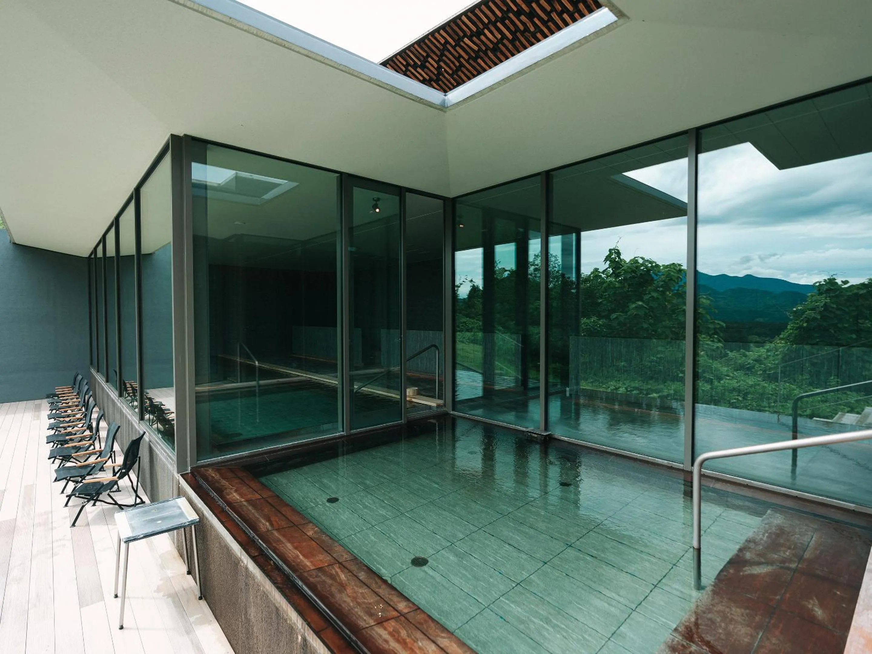 Open Air Bath in SNOW PEAK FIELD SUITE SPA HEADQUARTERS