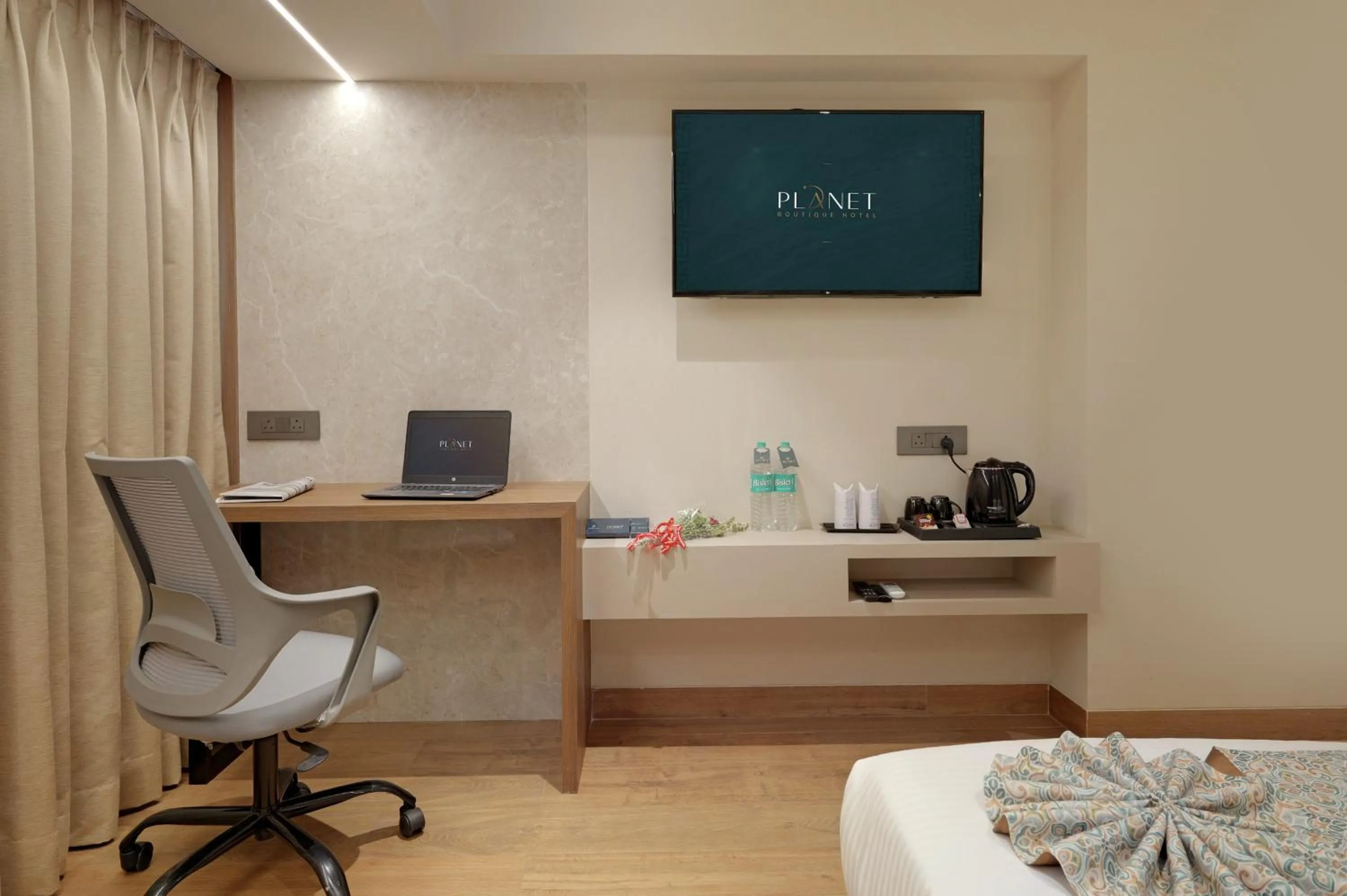 Planet Boutique Hotel