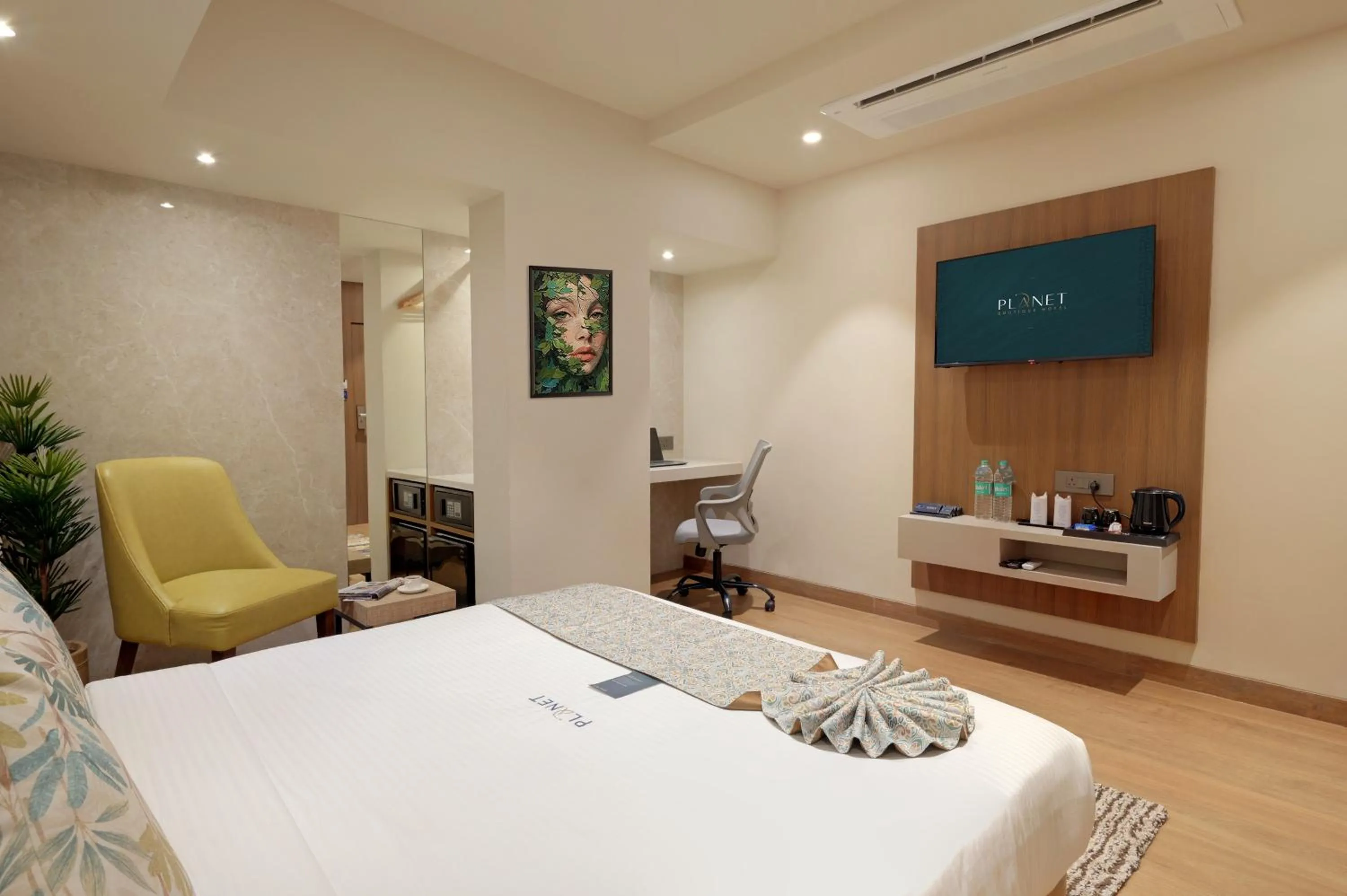 Bed in Planet Boutique Hotel