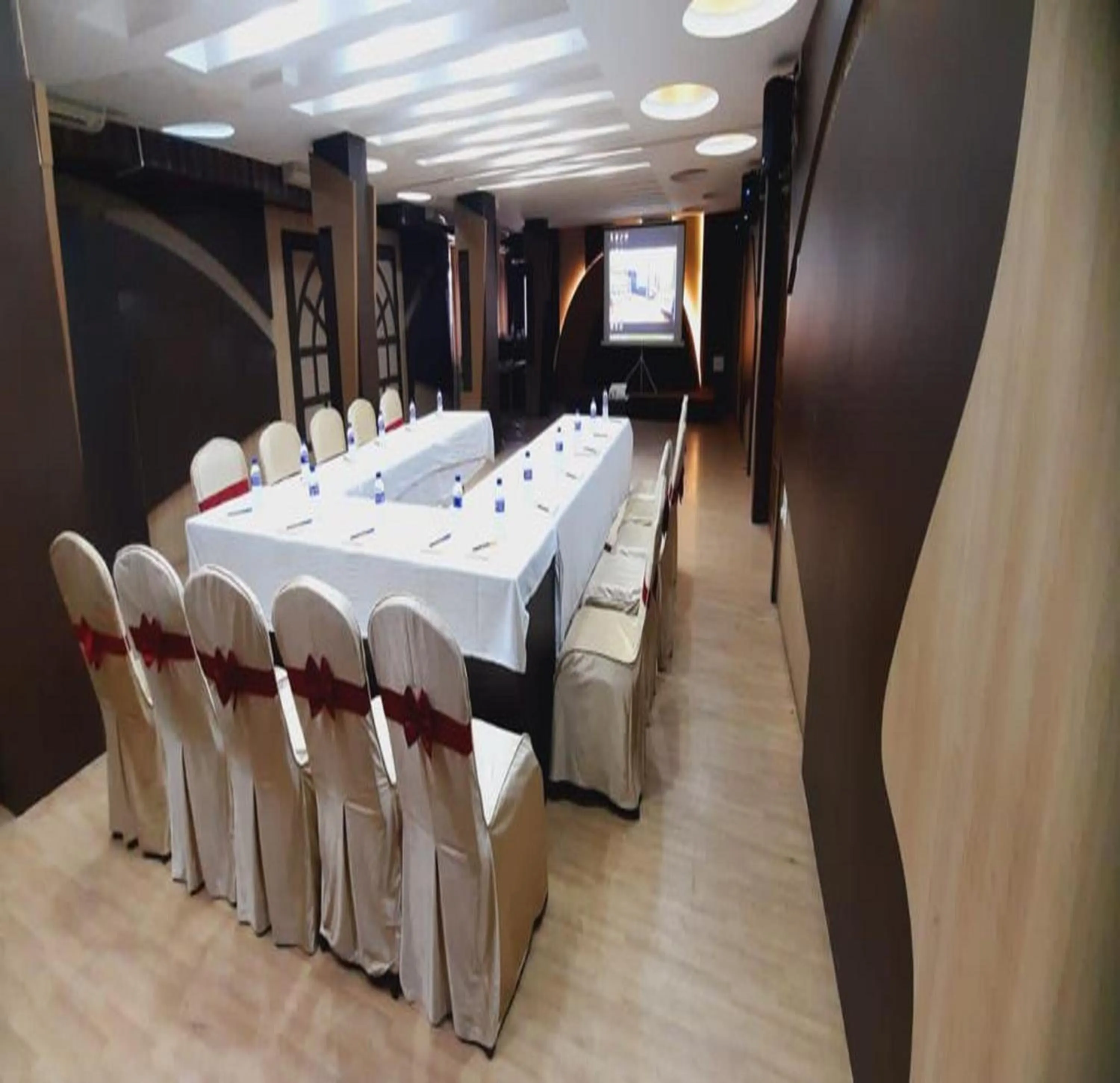 Meeting/conference room in NavaRATNA Delight