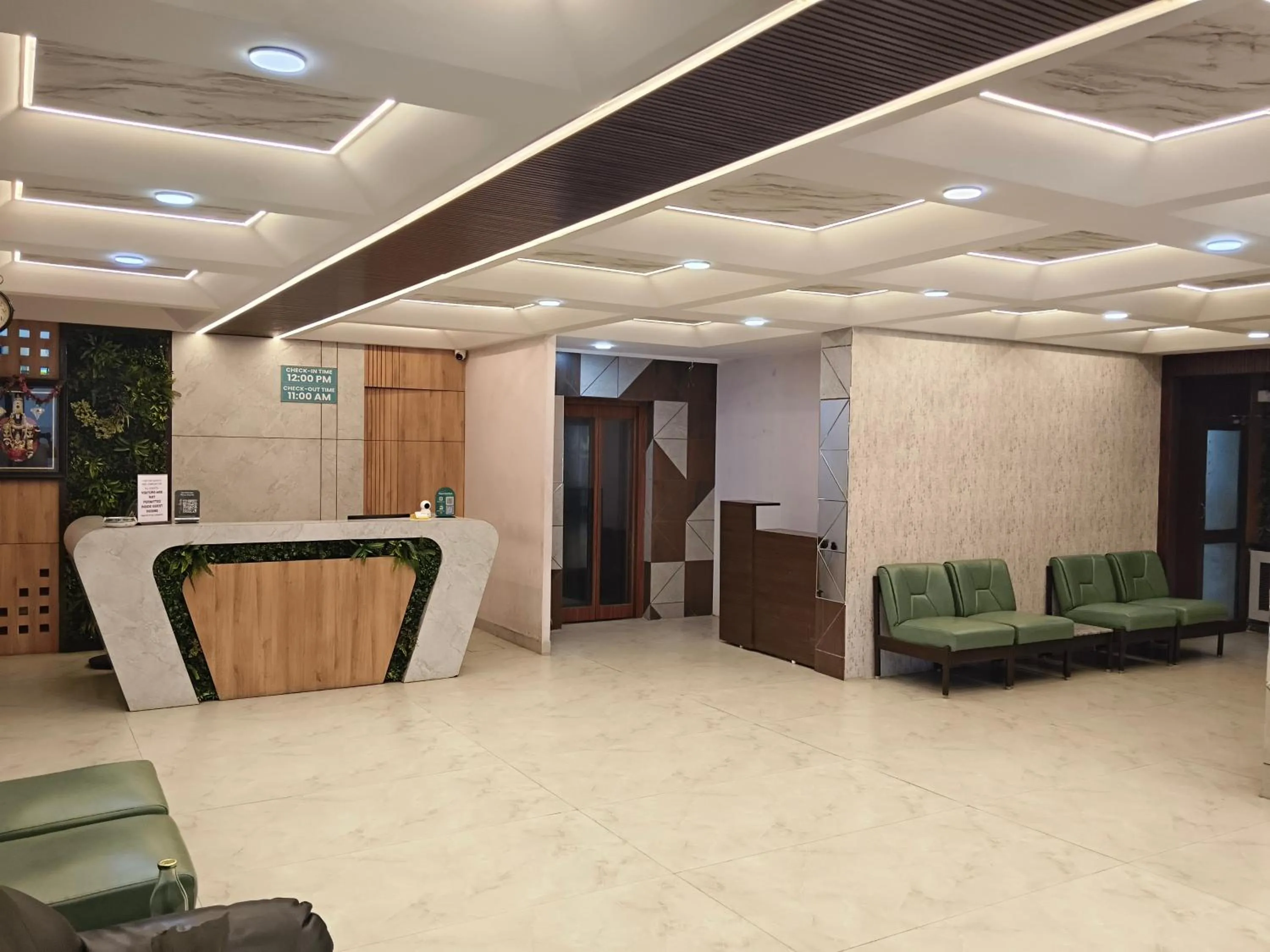 Lobby or reception in NavaRATNA Delight